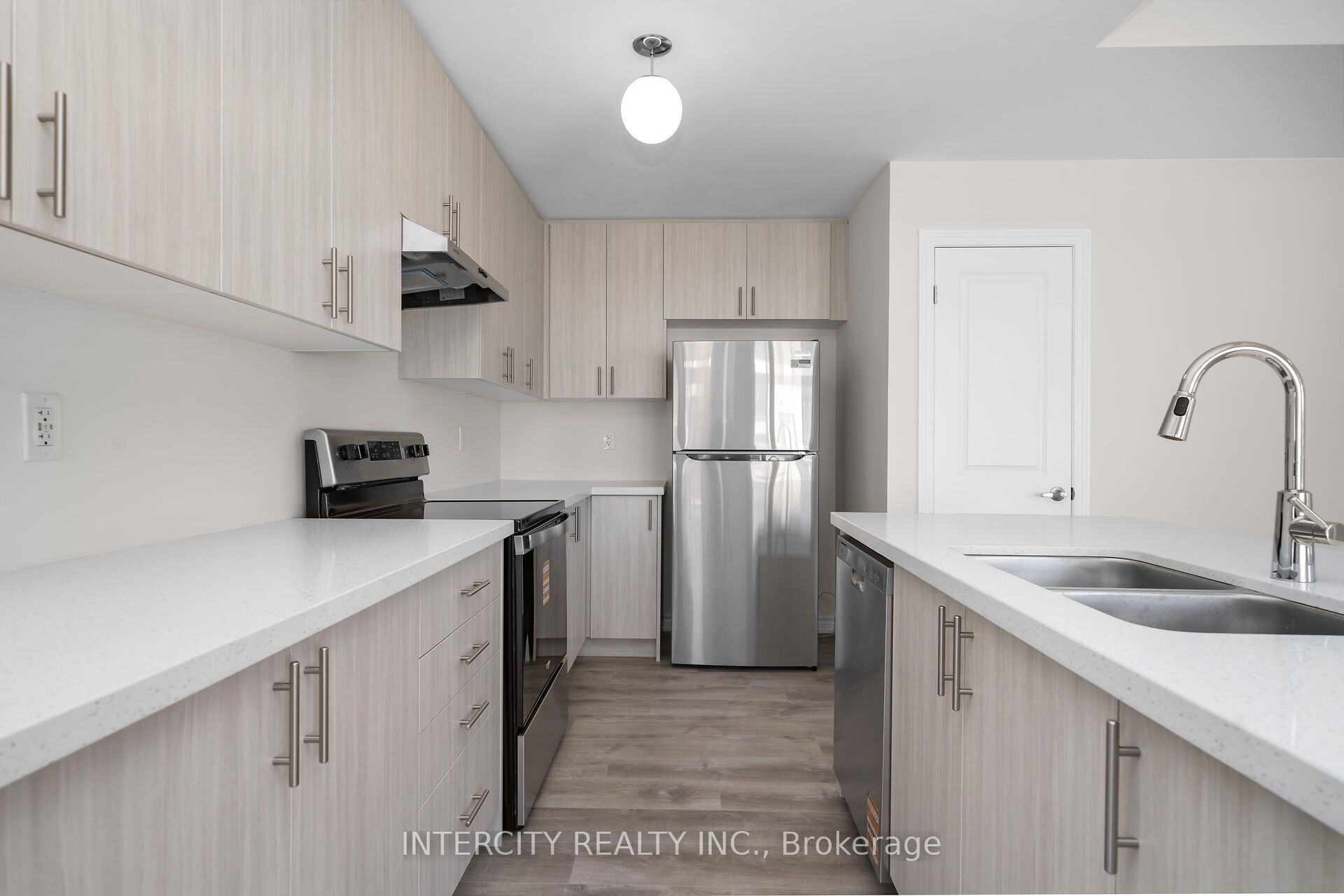 1 Ambition Way 27z Property Photo 11