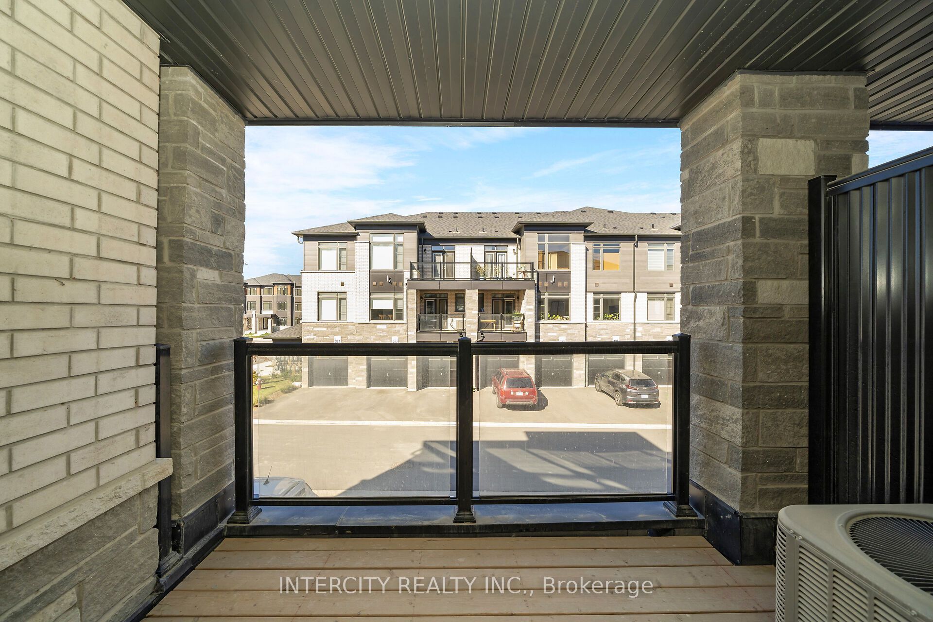 1 Ambition Way 27z Property Photo 13