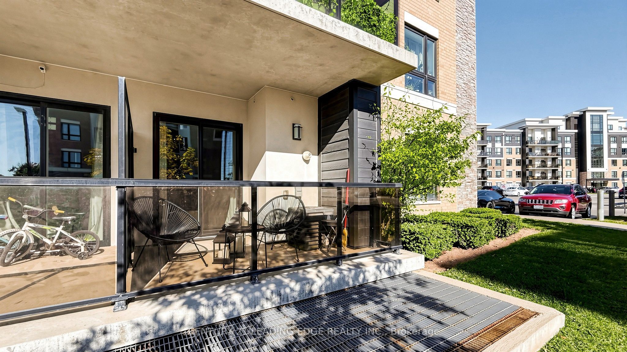 620 Sauve Street 102 Property Photo 4