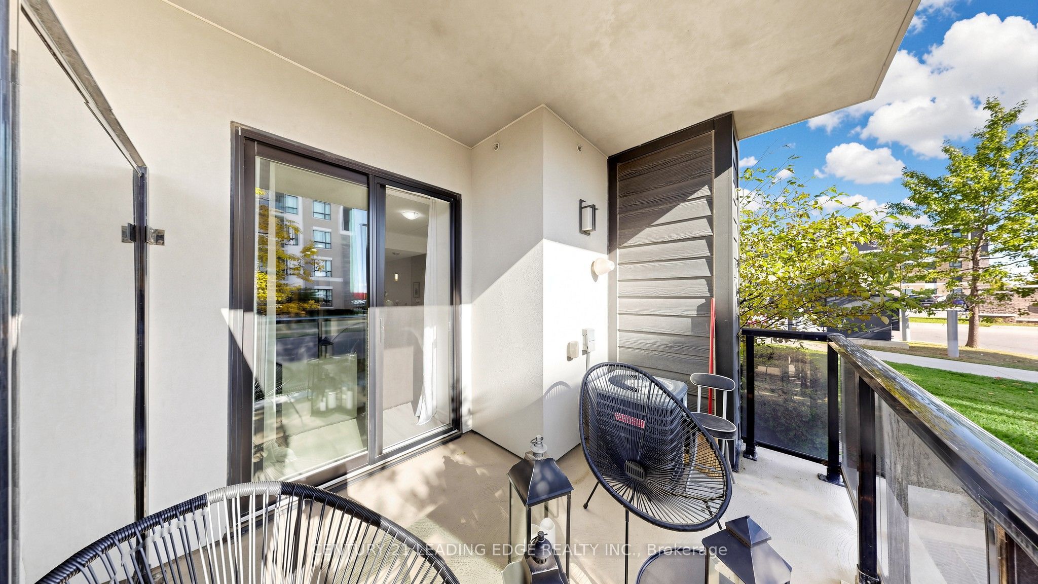 620 Sauve Street 102 Property Photo 44