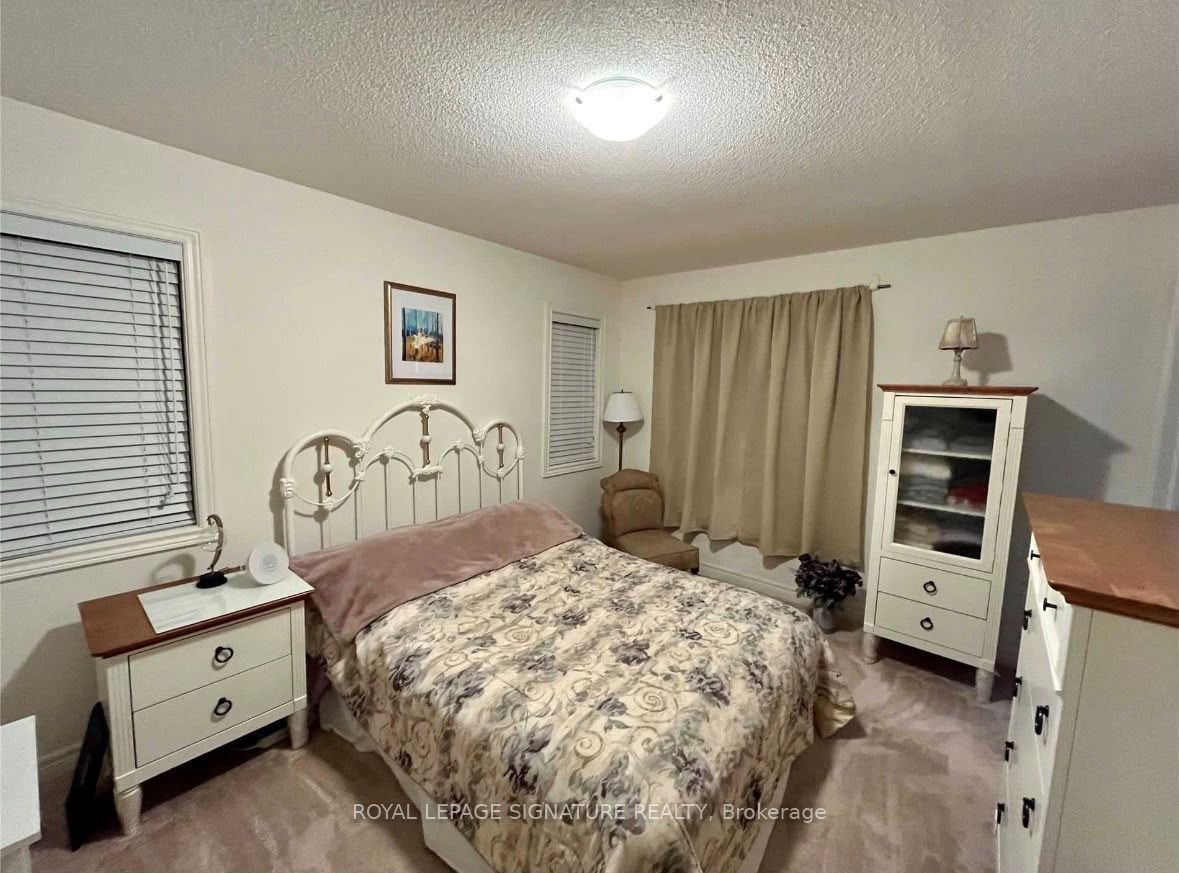 3932 Tufgar Crescent Property Photo 2