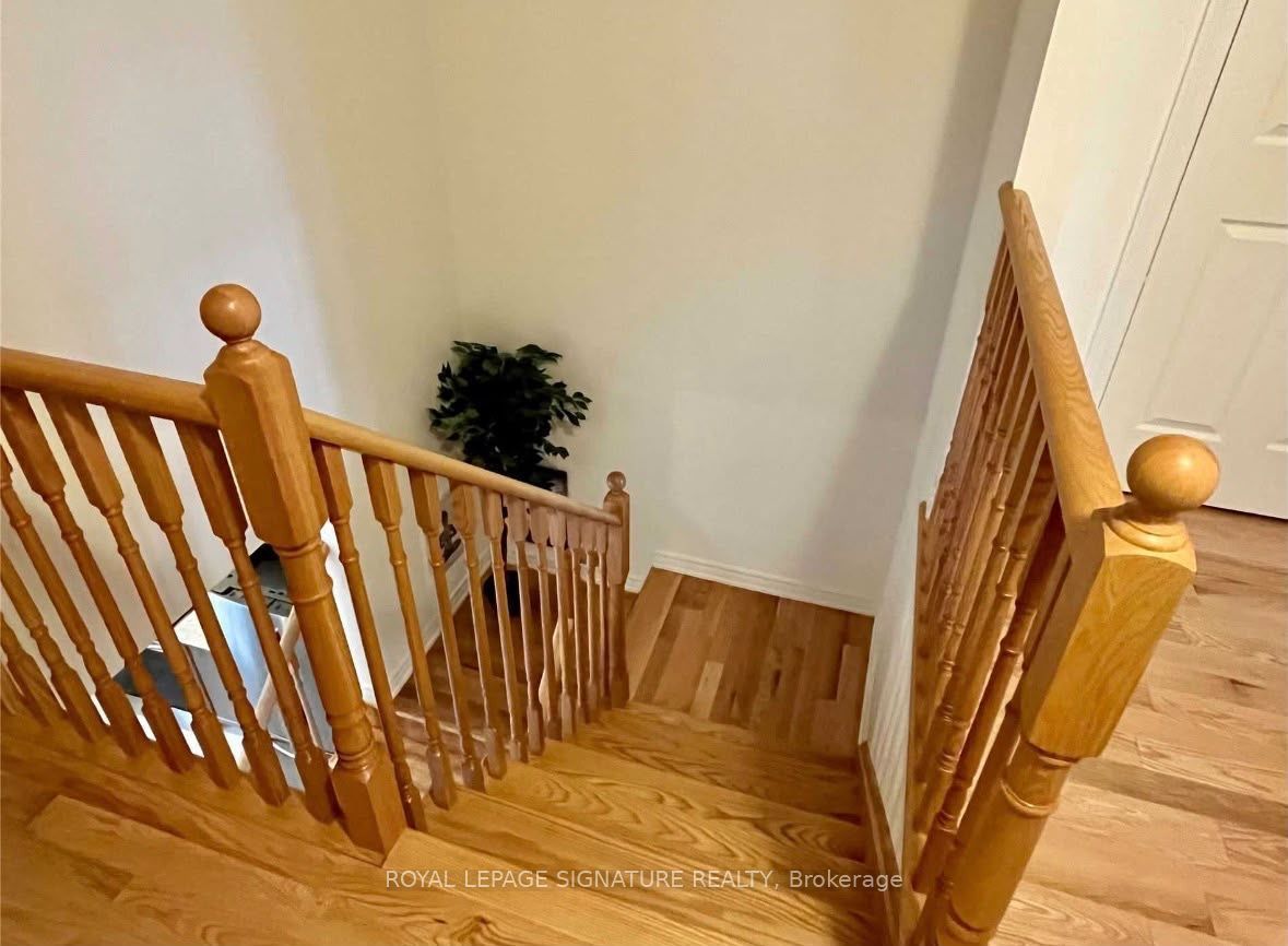 3932 Tufgar Crescent Property Photo 4