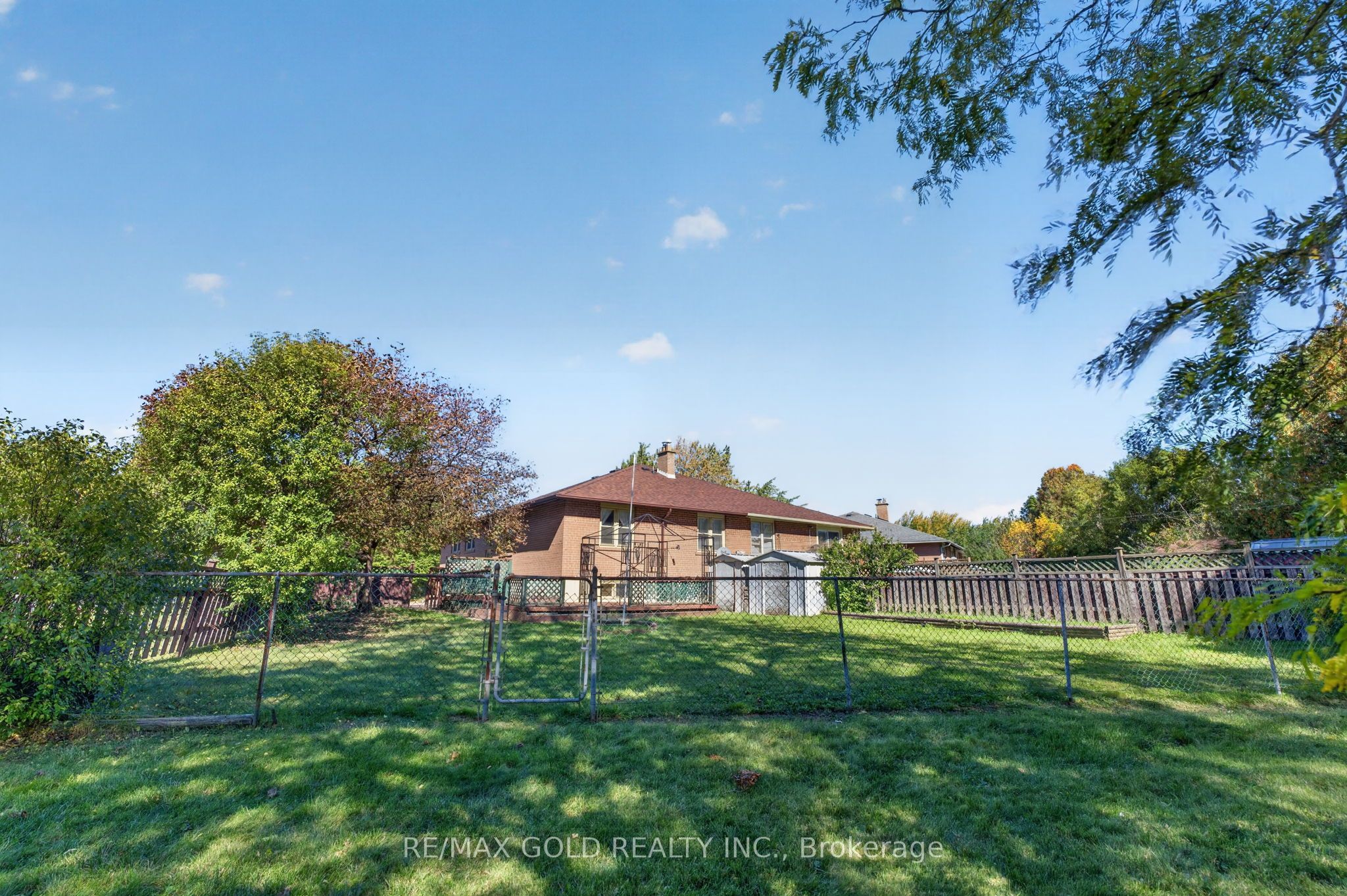 27 Alderbury Crescent Property Photo 2