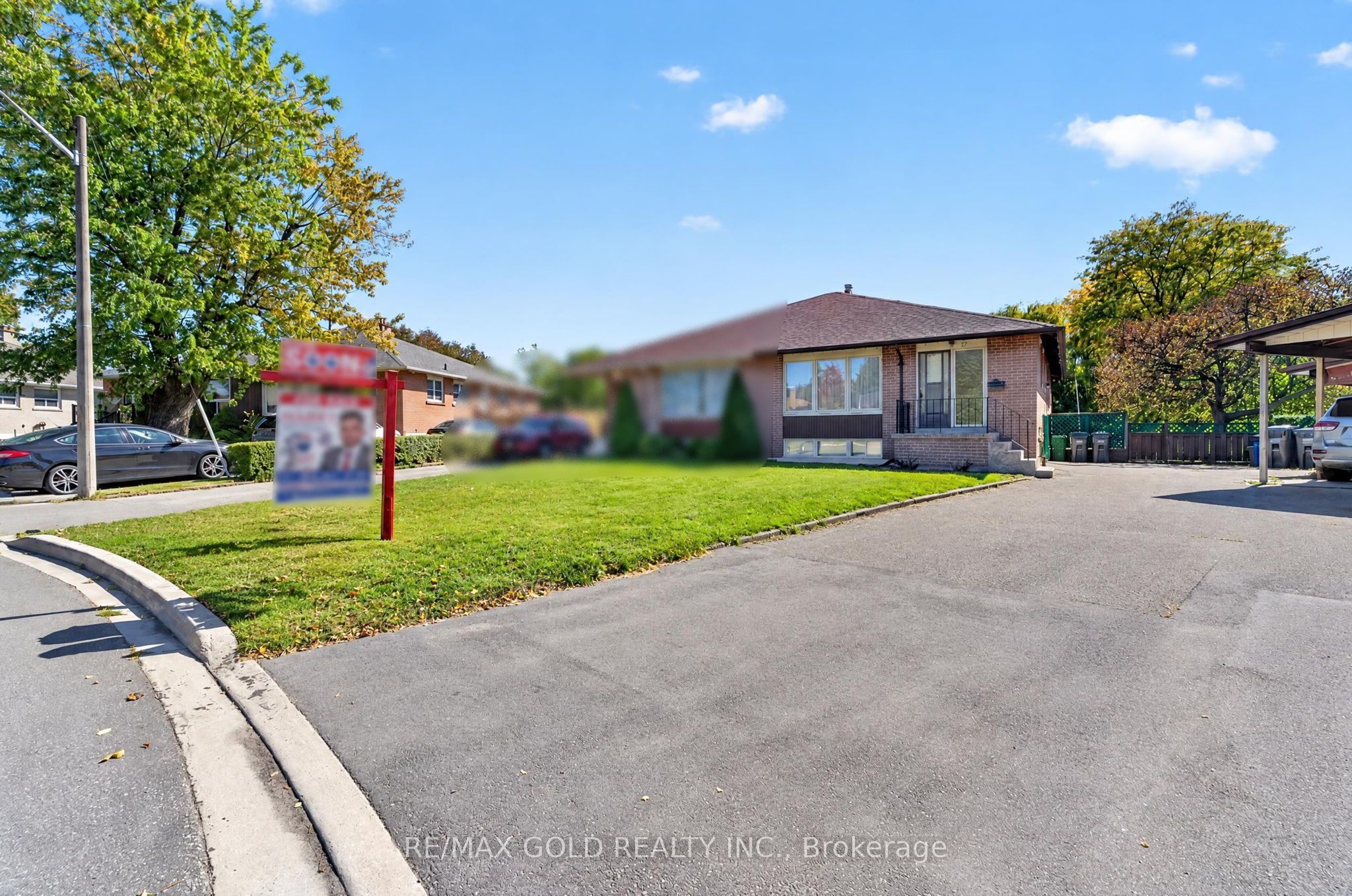27 Alderbury Crescent Property Photo 5