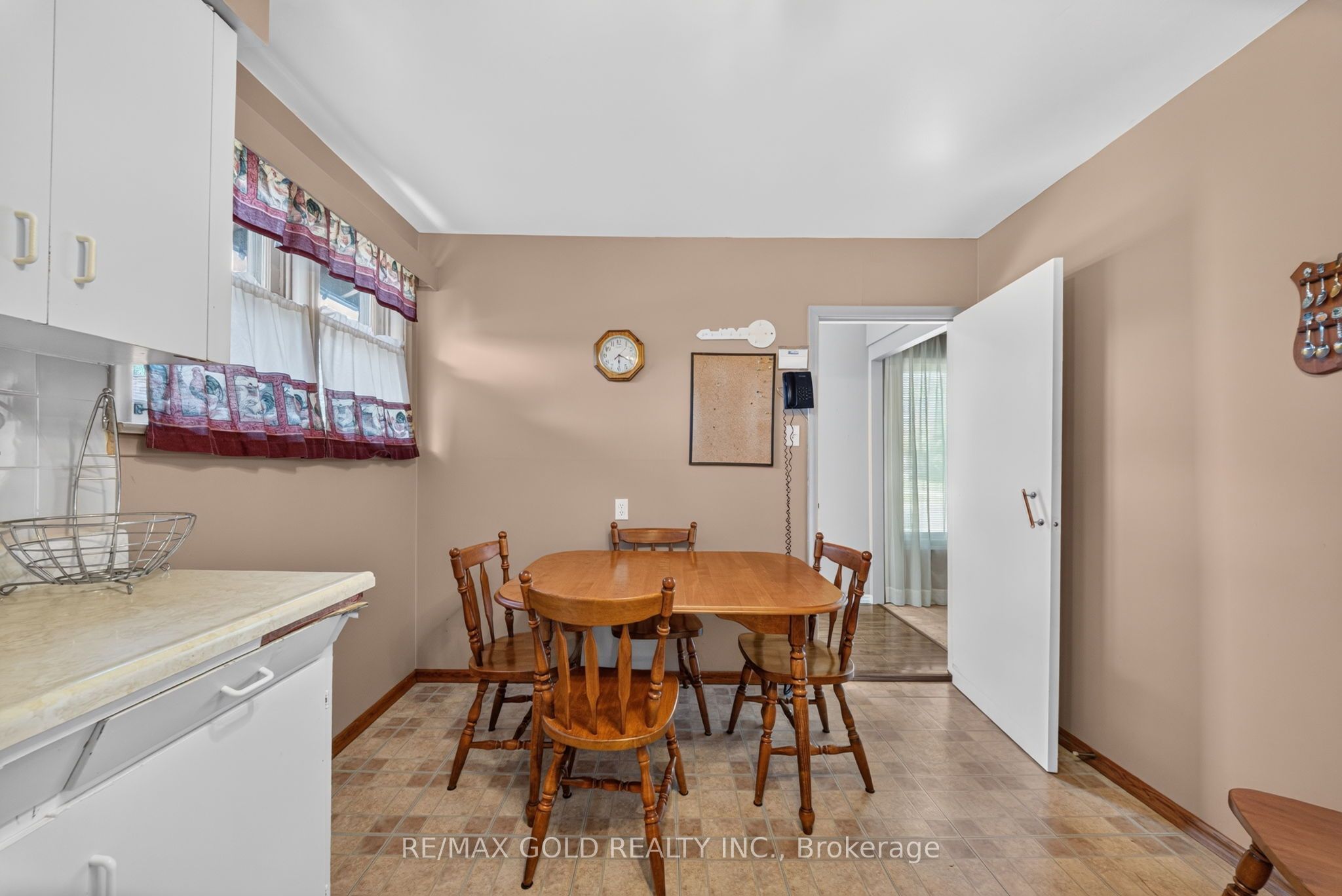 27 Alderbury Crescent Property Photo 18