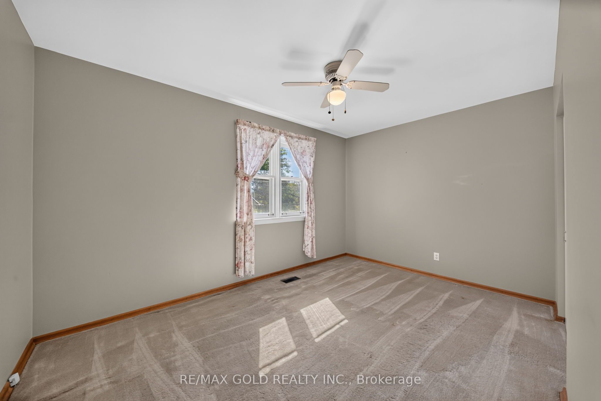 27 Alderbury Crescent Property Photo 27