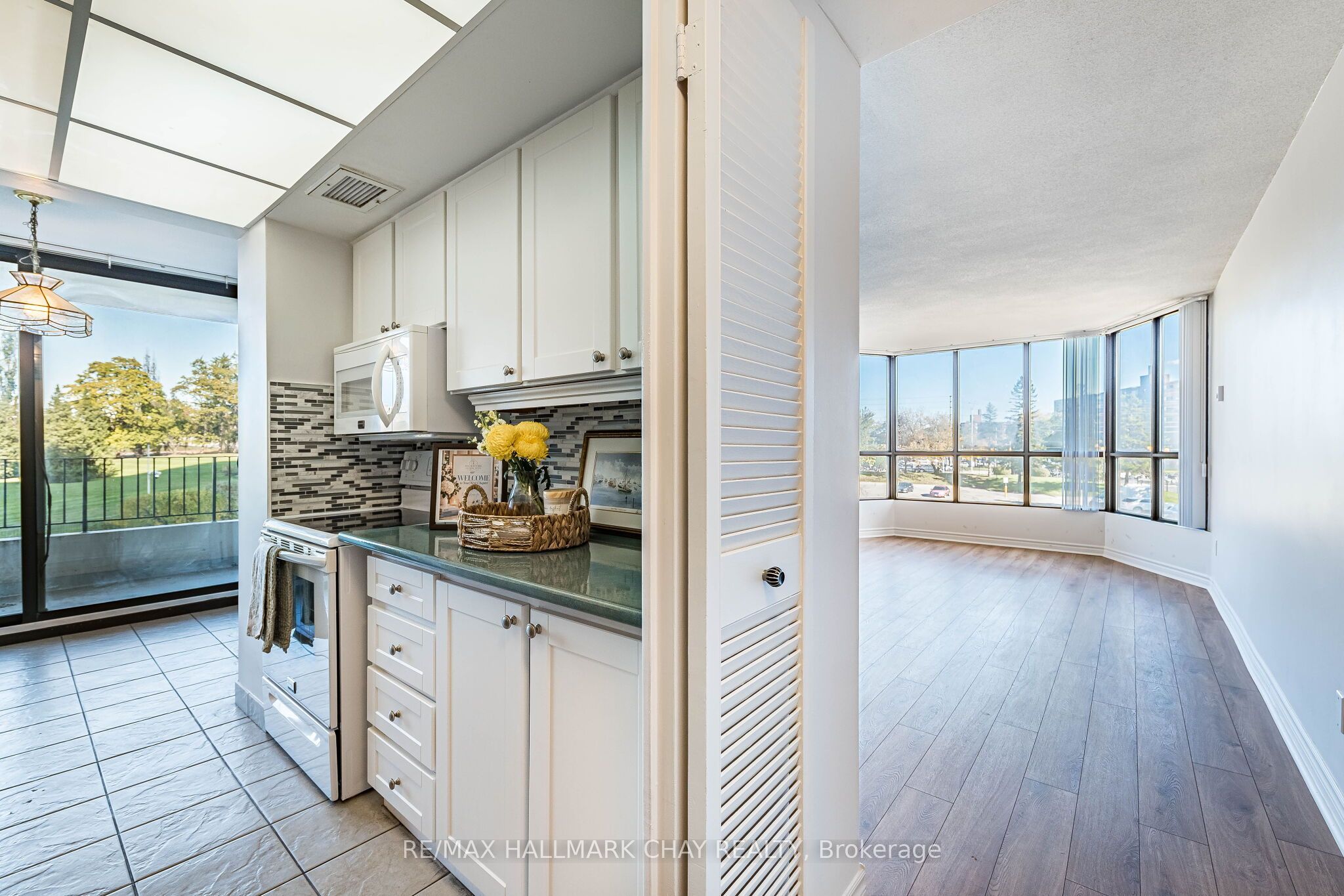 1333 Bloor Street 317 Property Photo 2