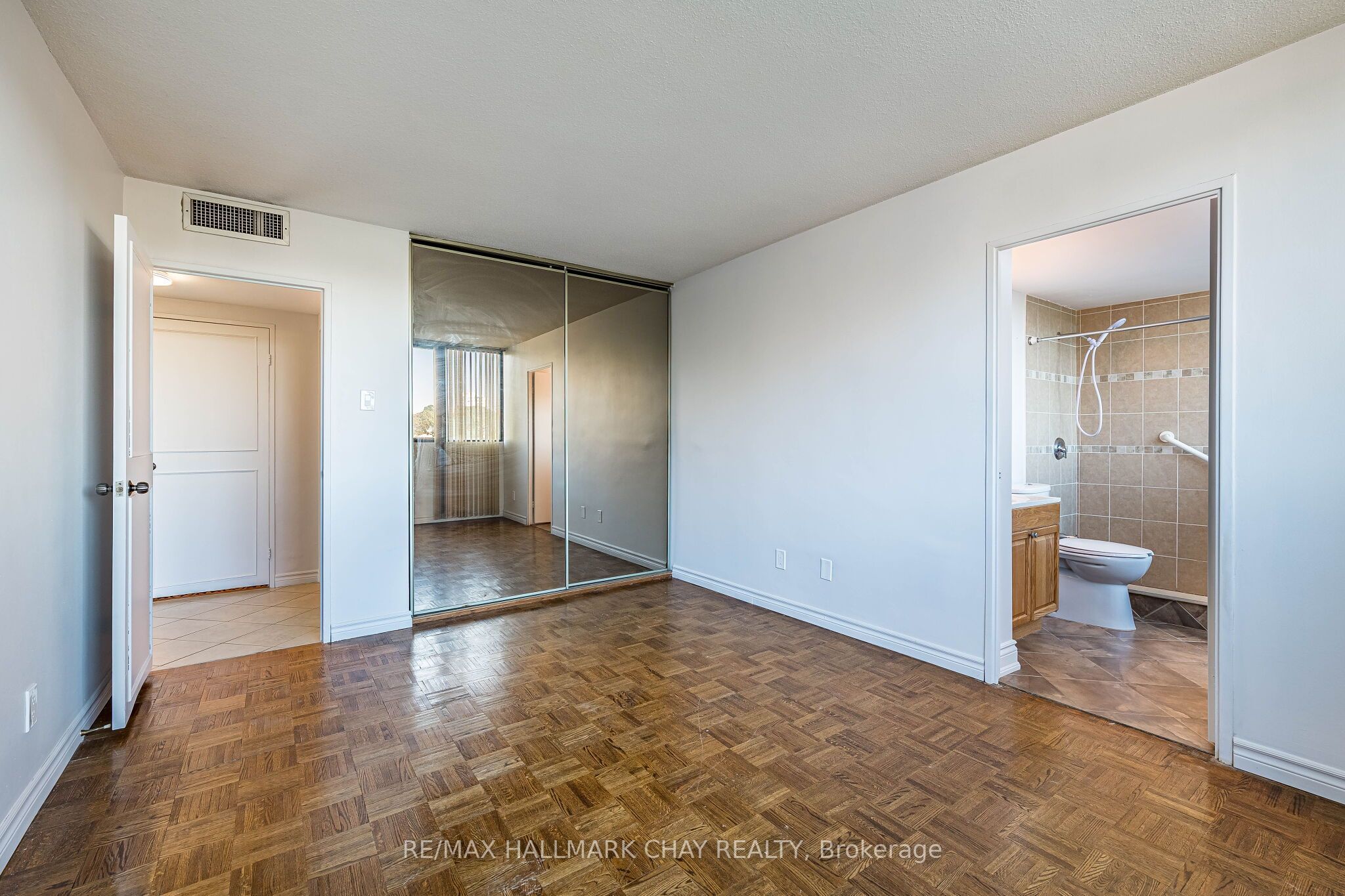 1333 Bloor Street 317 Property Photo 11