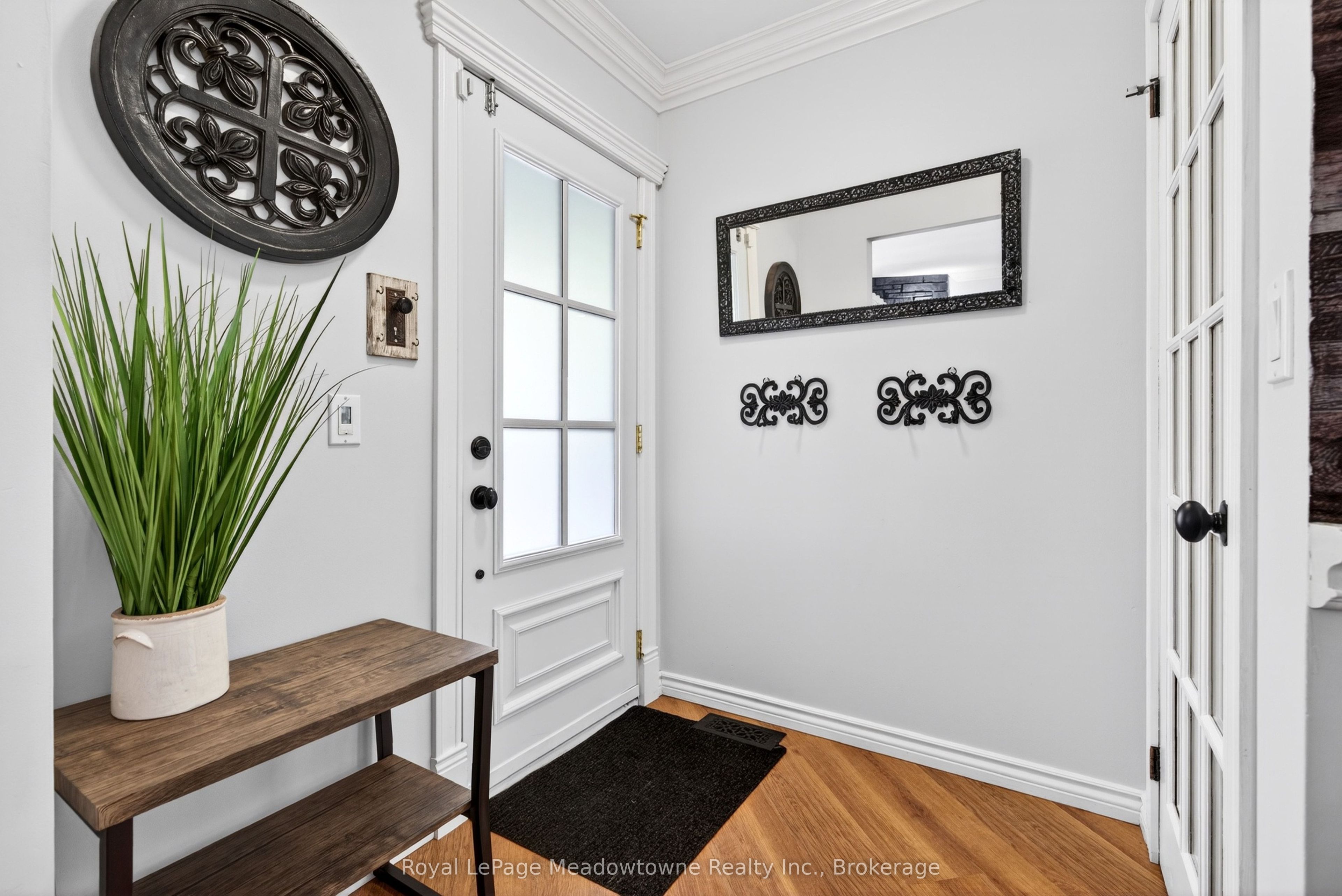 53 Campbell Avenue E Property Photo 20