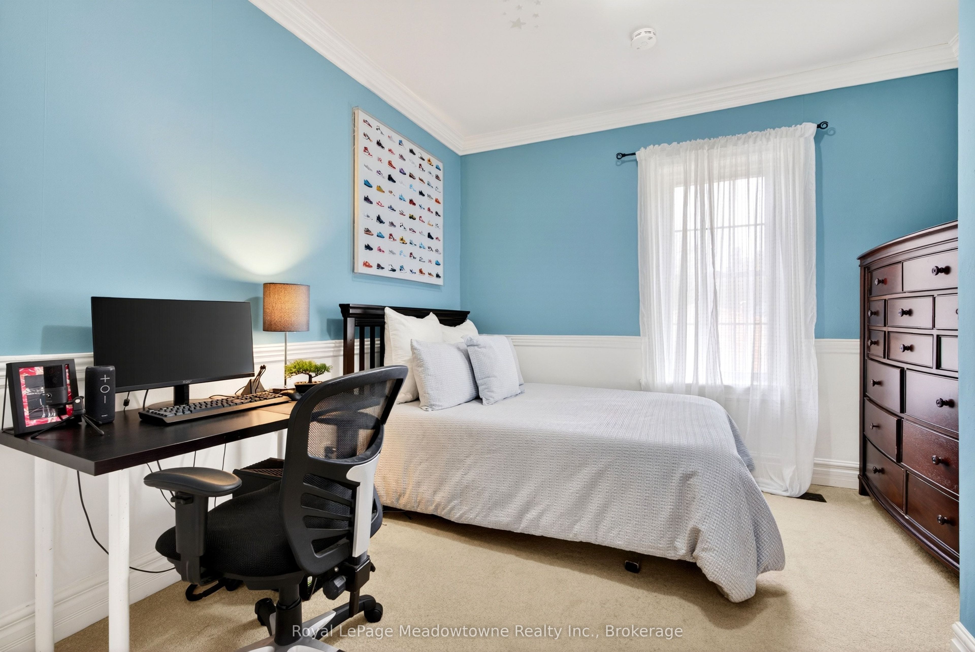 53 Campbell Avenue E Property Photo 26