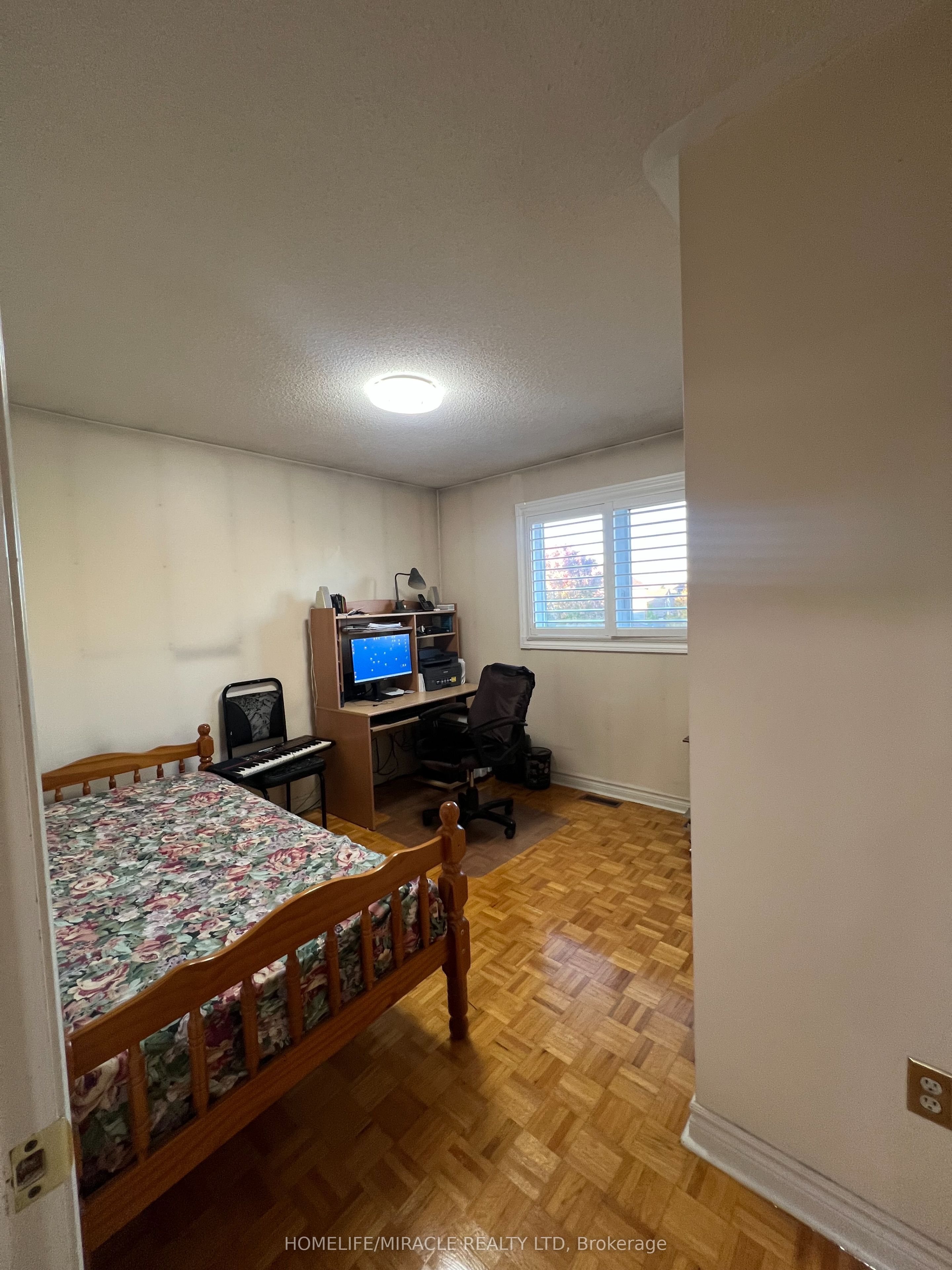 97 Wildberry Crescent Property Photo 20
