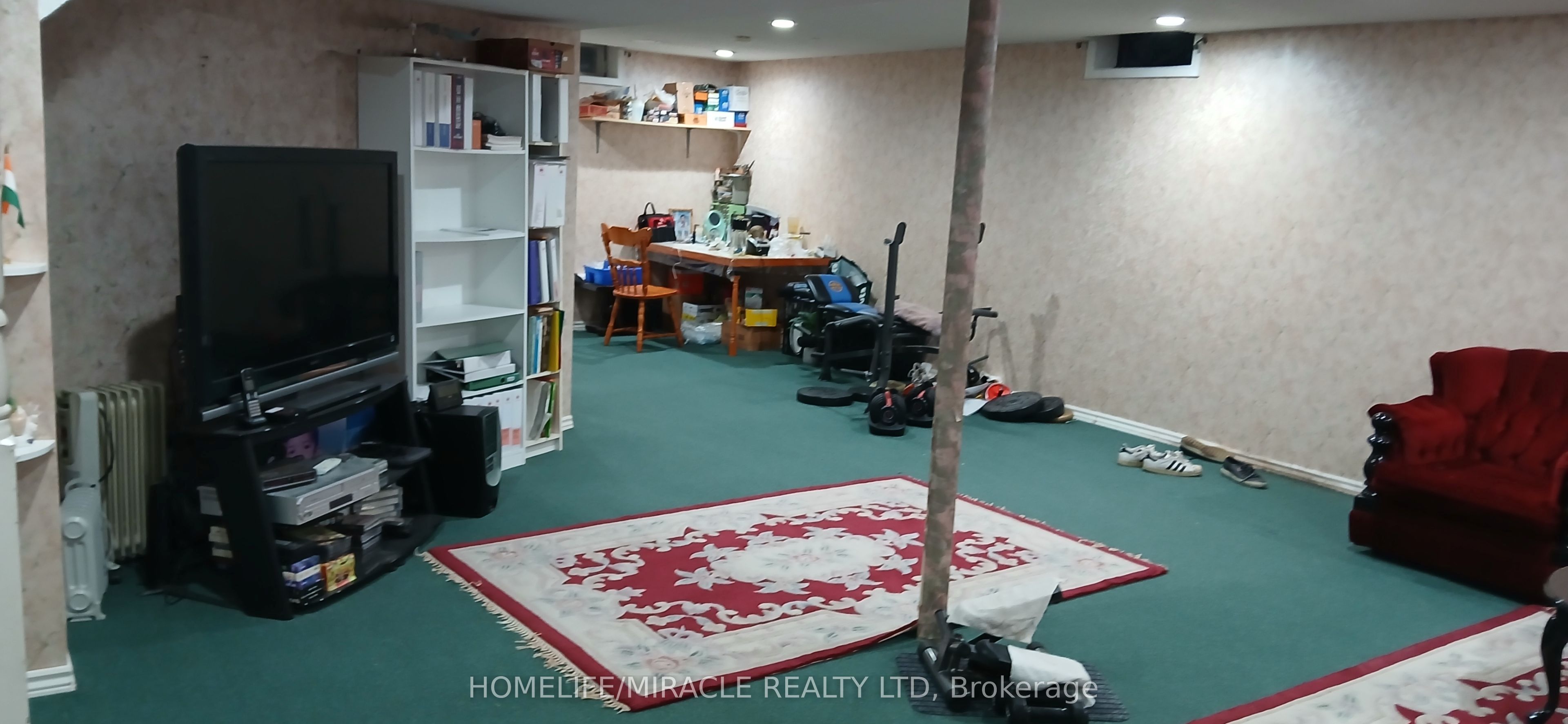 97 Wildberry Crescent Property Photo 21