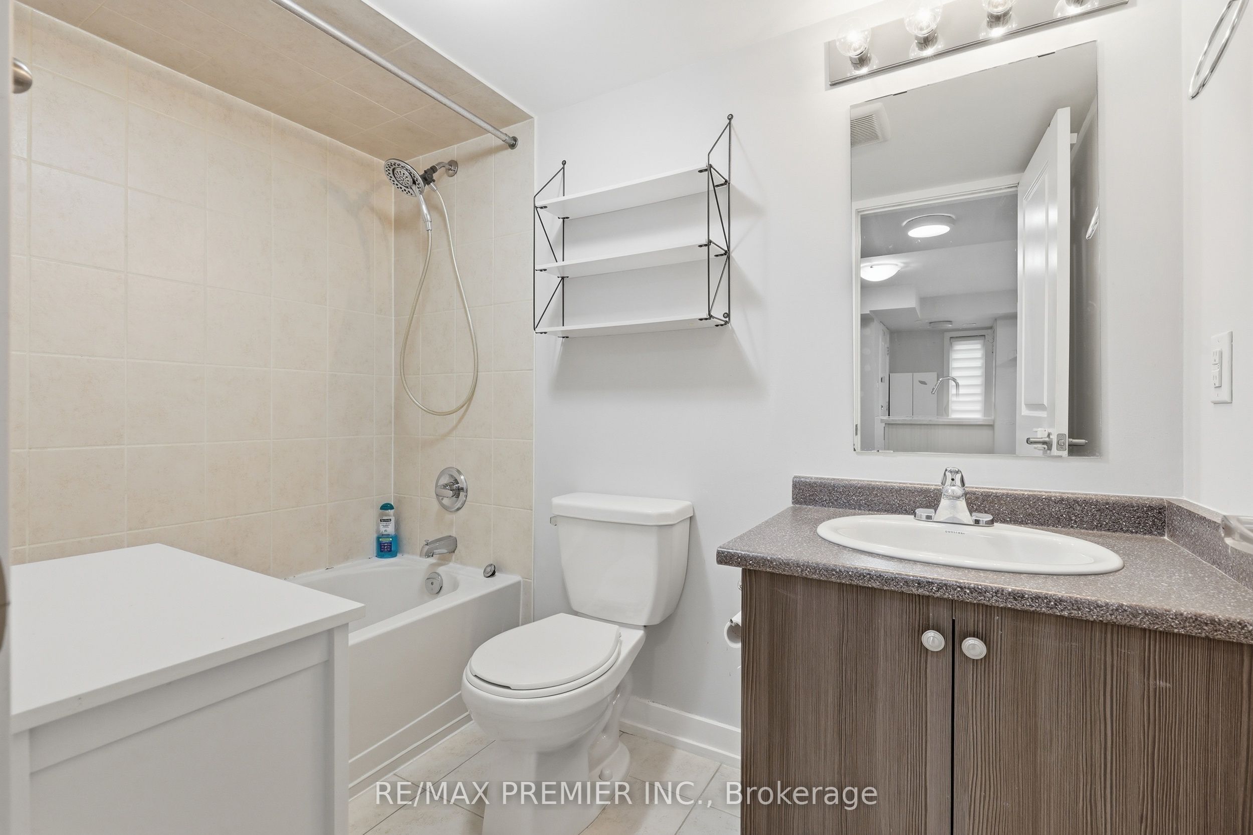 2315 Sheppard Avenue W 44 Property Photo 11