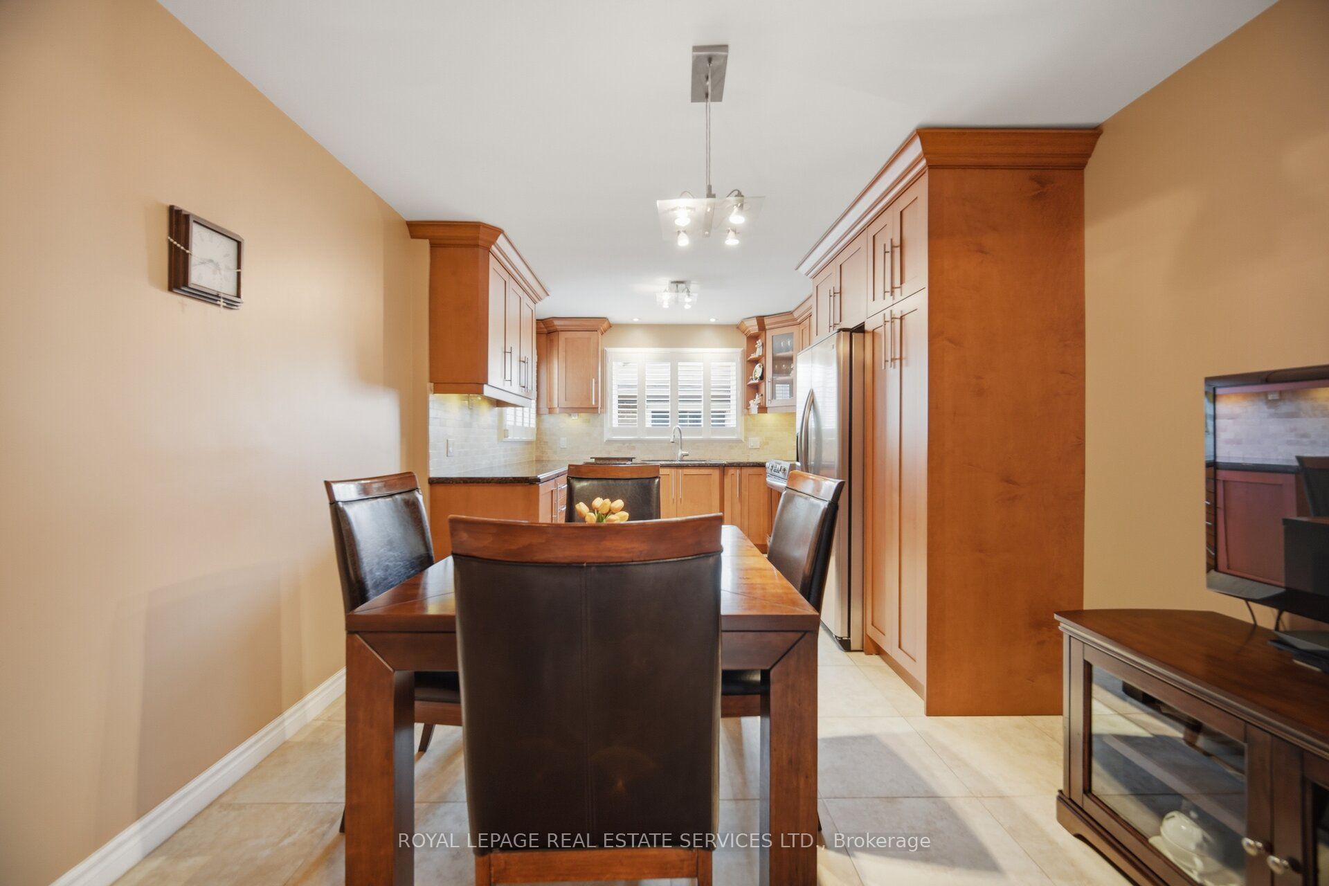 4107 Wilcox Road Property Photo 12