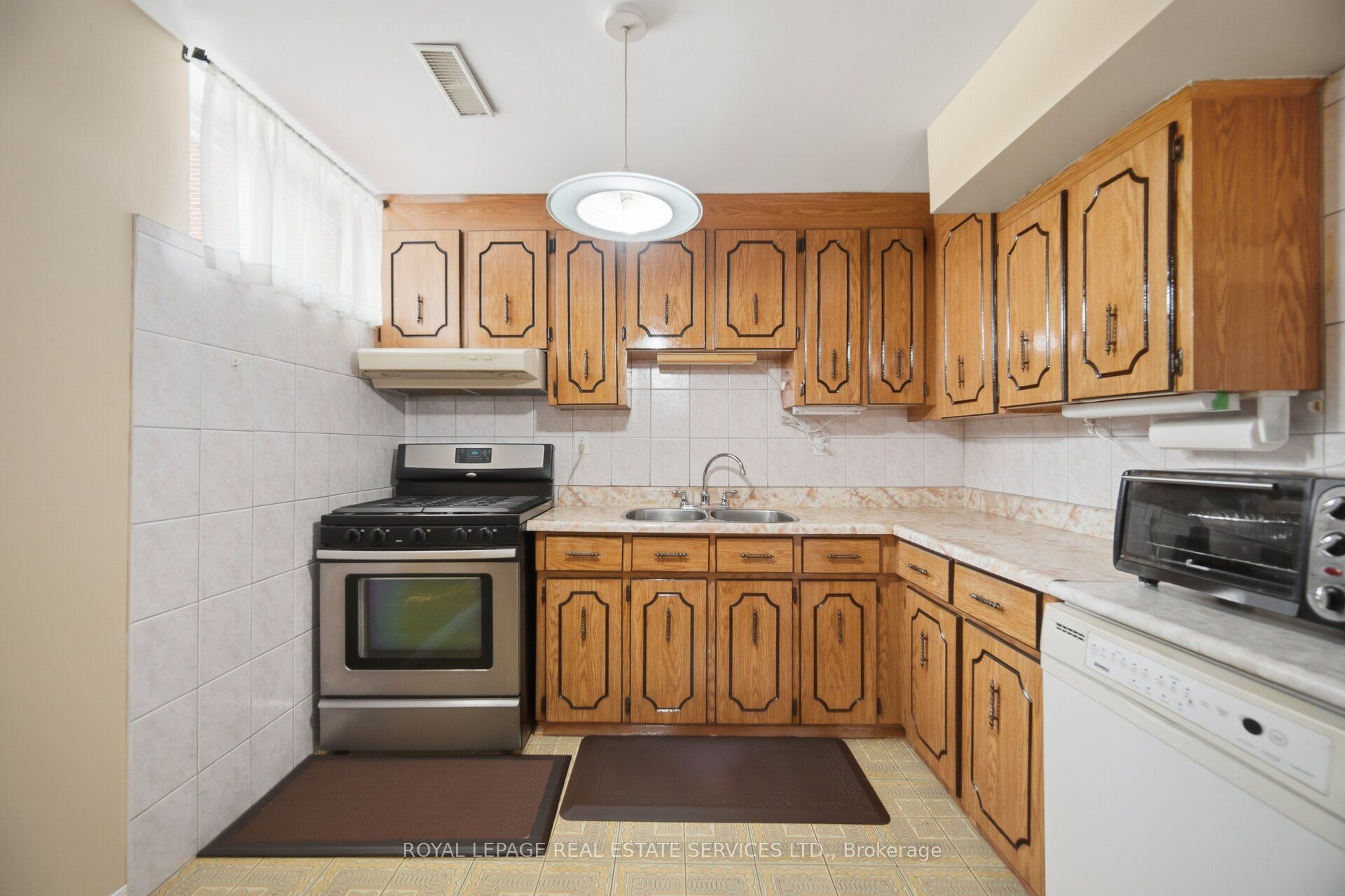 4107 Wilcox Road Property Photo 40