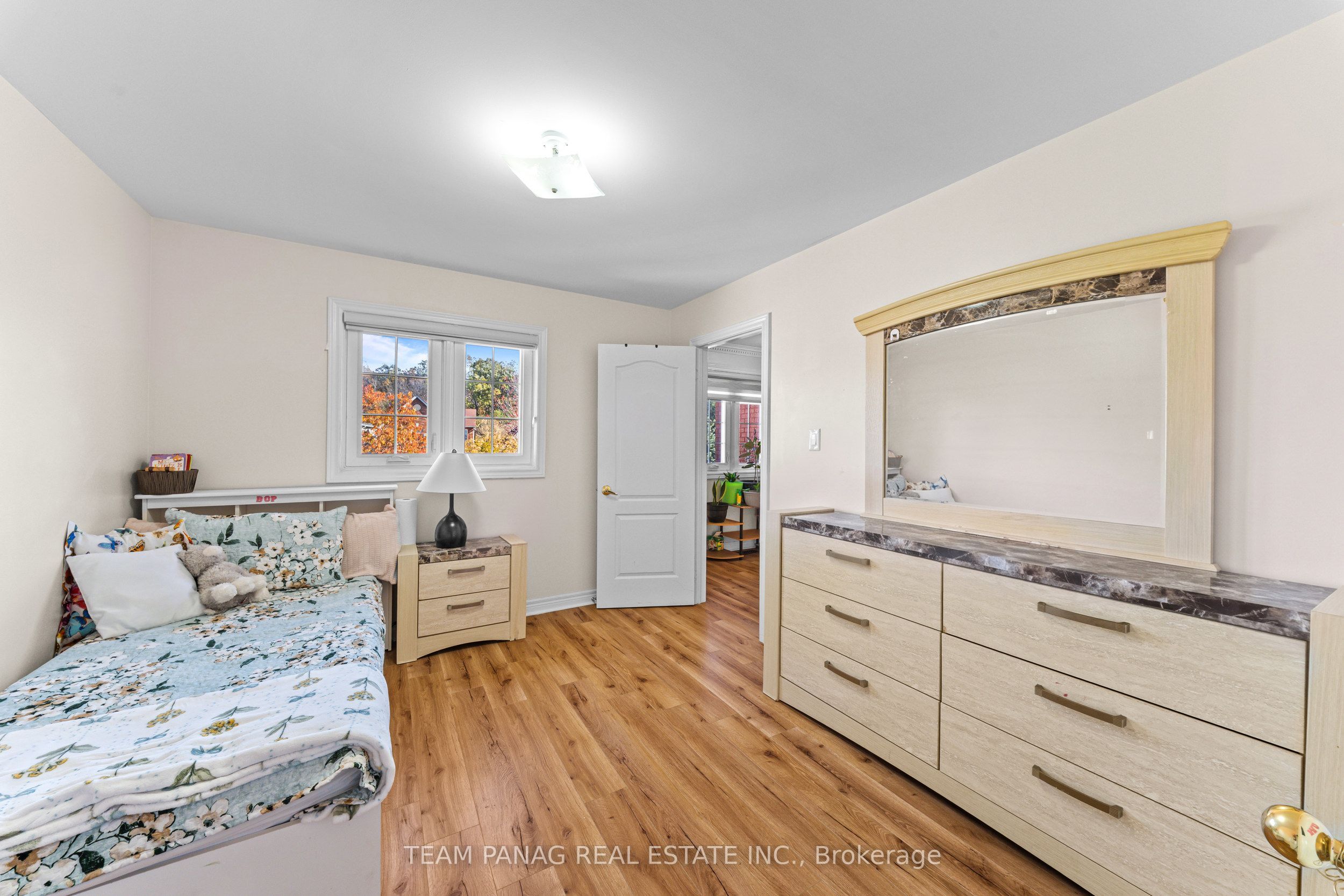202 Fernforest Drive Property Photo 38