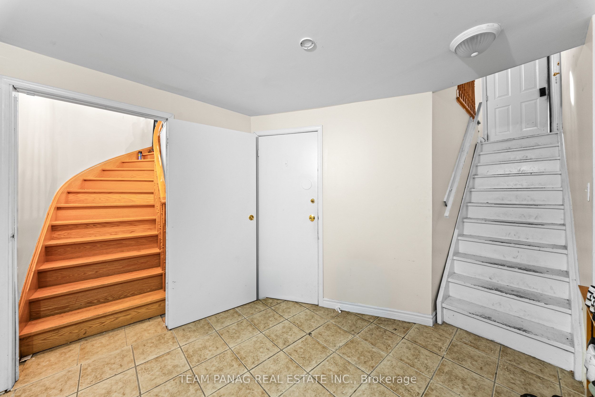 202 Fernforest Drive Property Photo 39