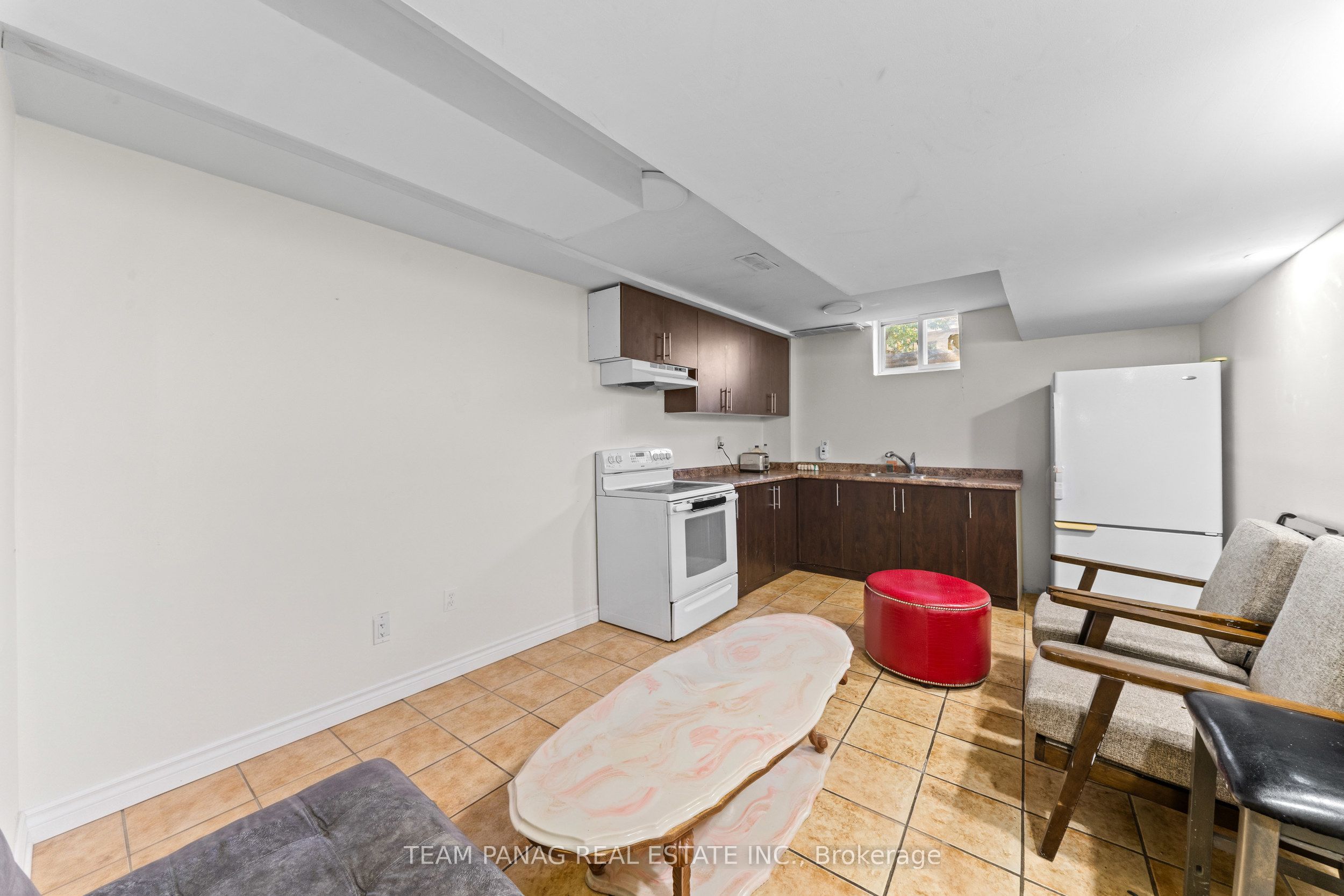 202 Fernforest Drive Property Photo 40
