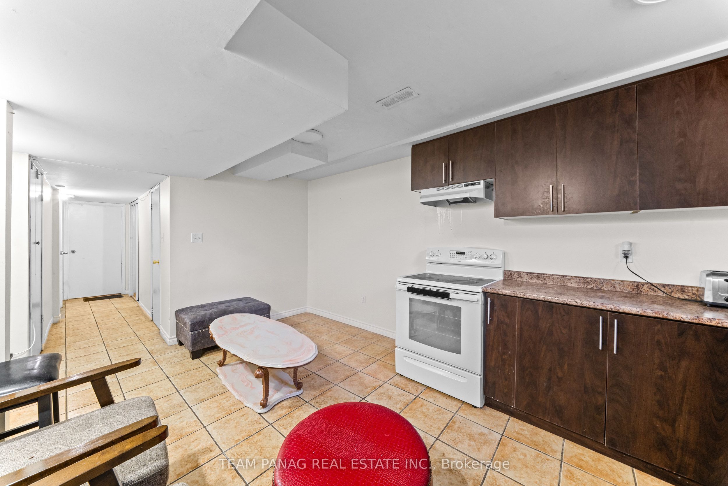 202 Fernforest Drive Property Photo 41