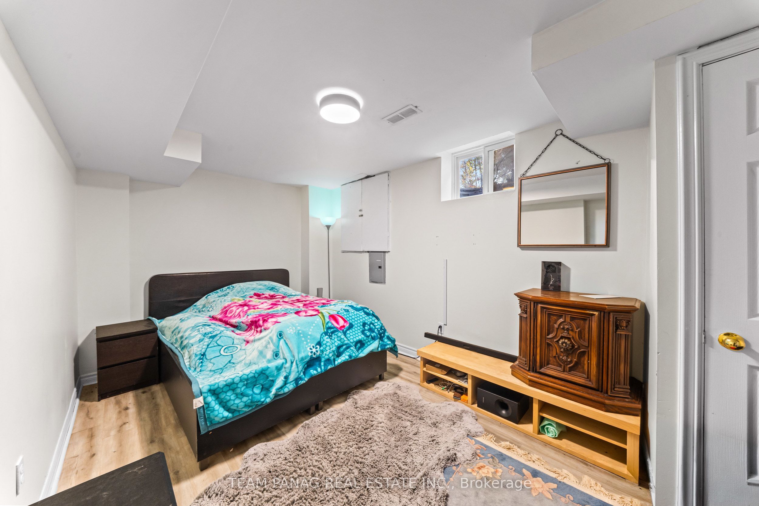202 Fernforest Drive Property Photo 42