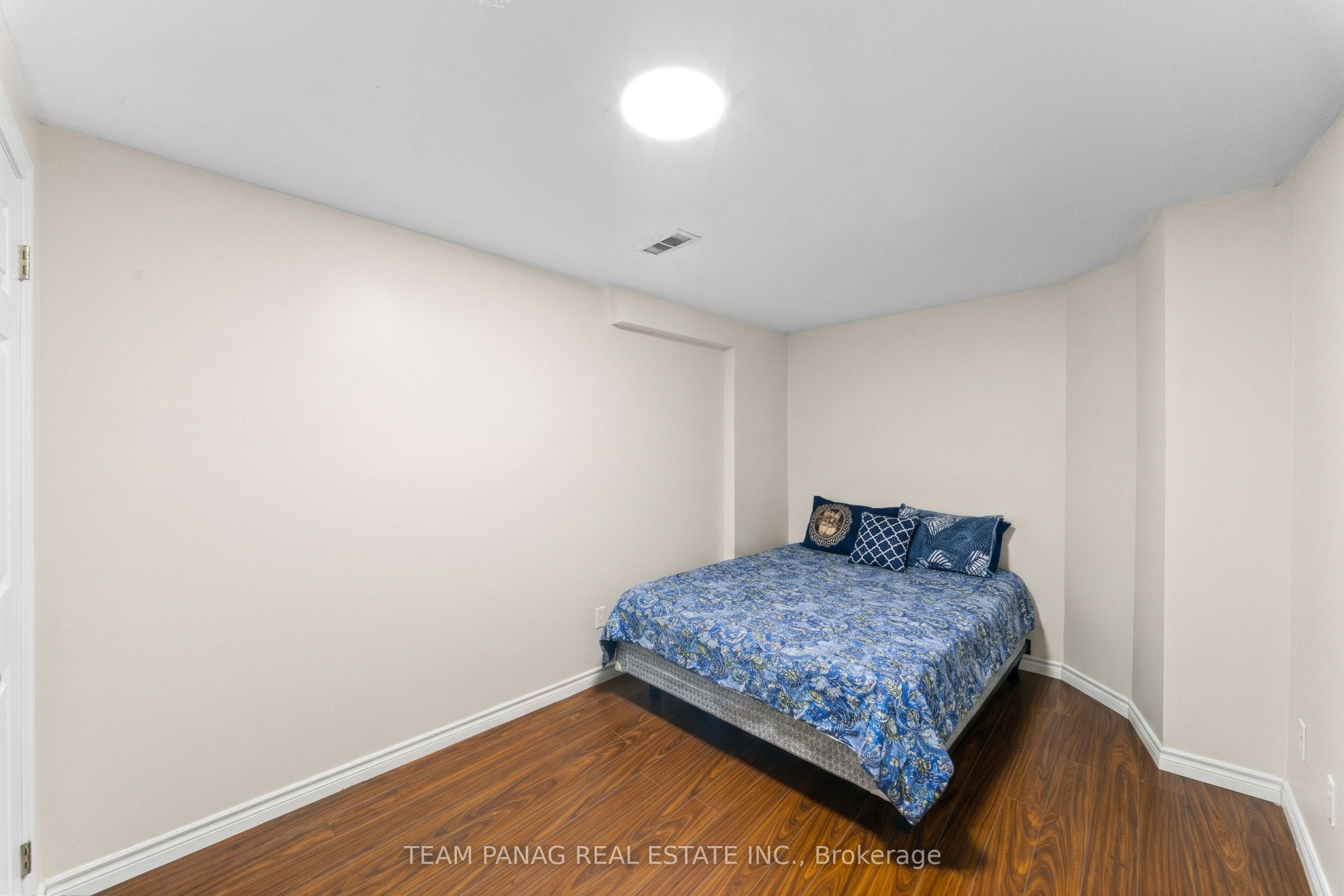 202 Fernforest Drive Property Photo 46