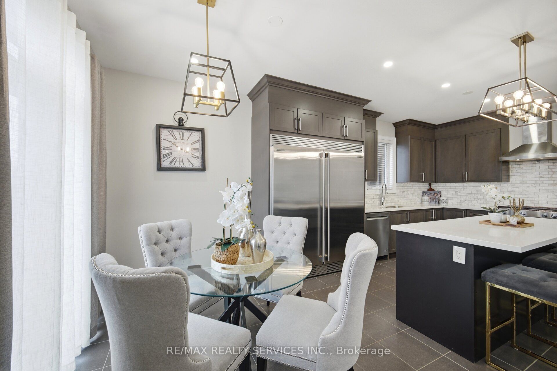 152 Newhouse Boulevard Property Photo 13