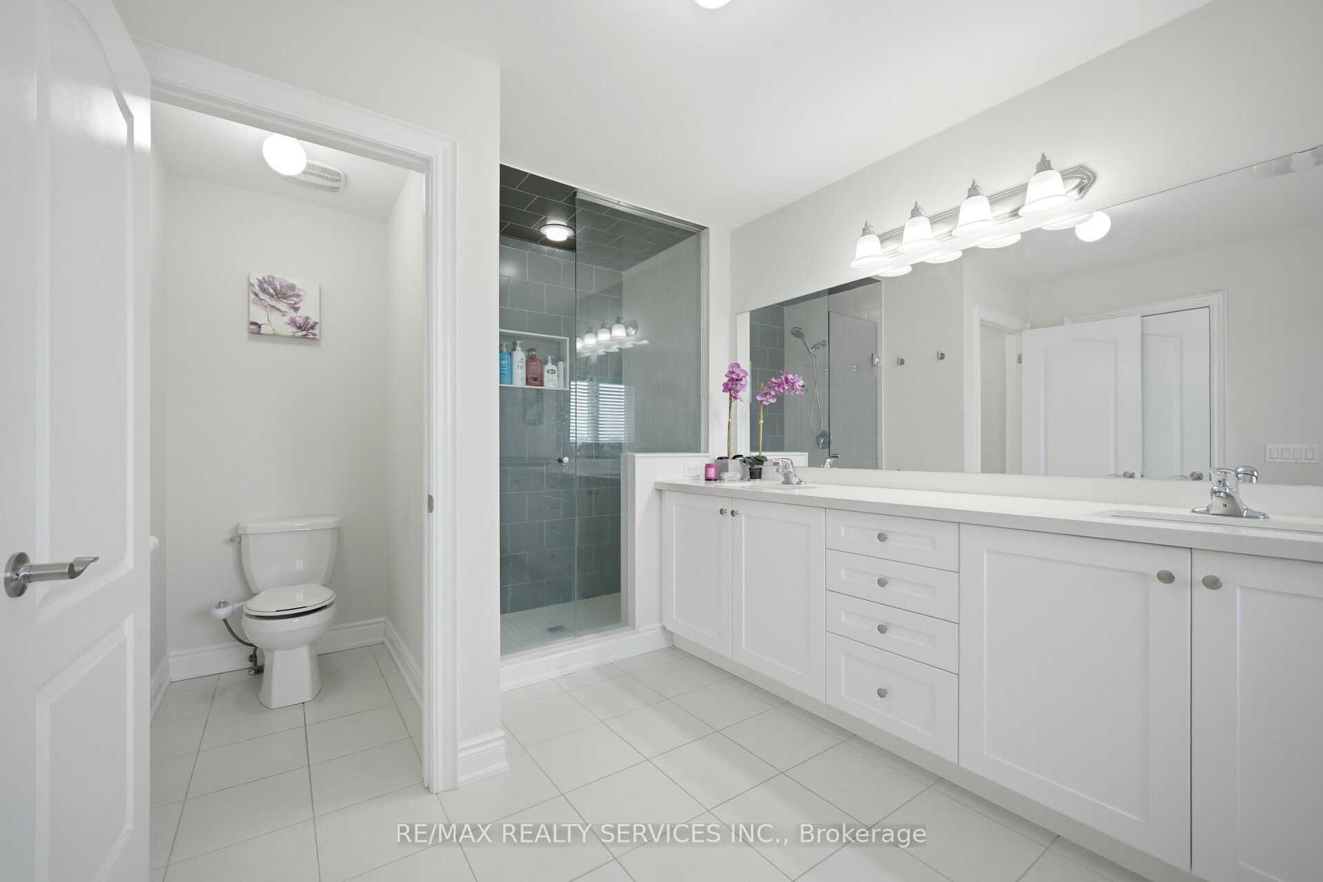 152 Newhouse Boulevard Property Photo 23