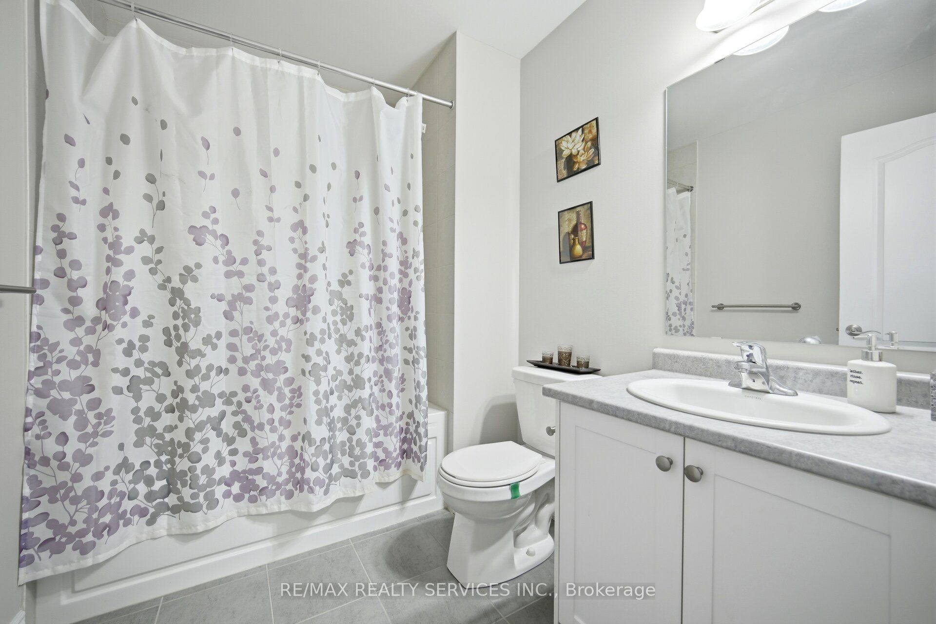 152 Newhouse Boulevard Property Photo 33