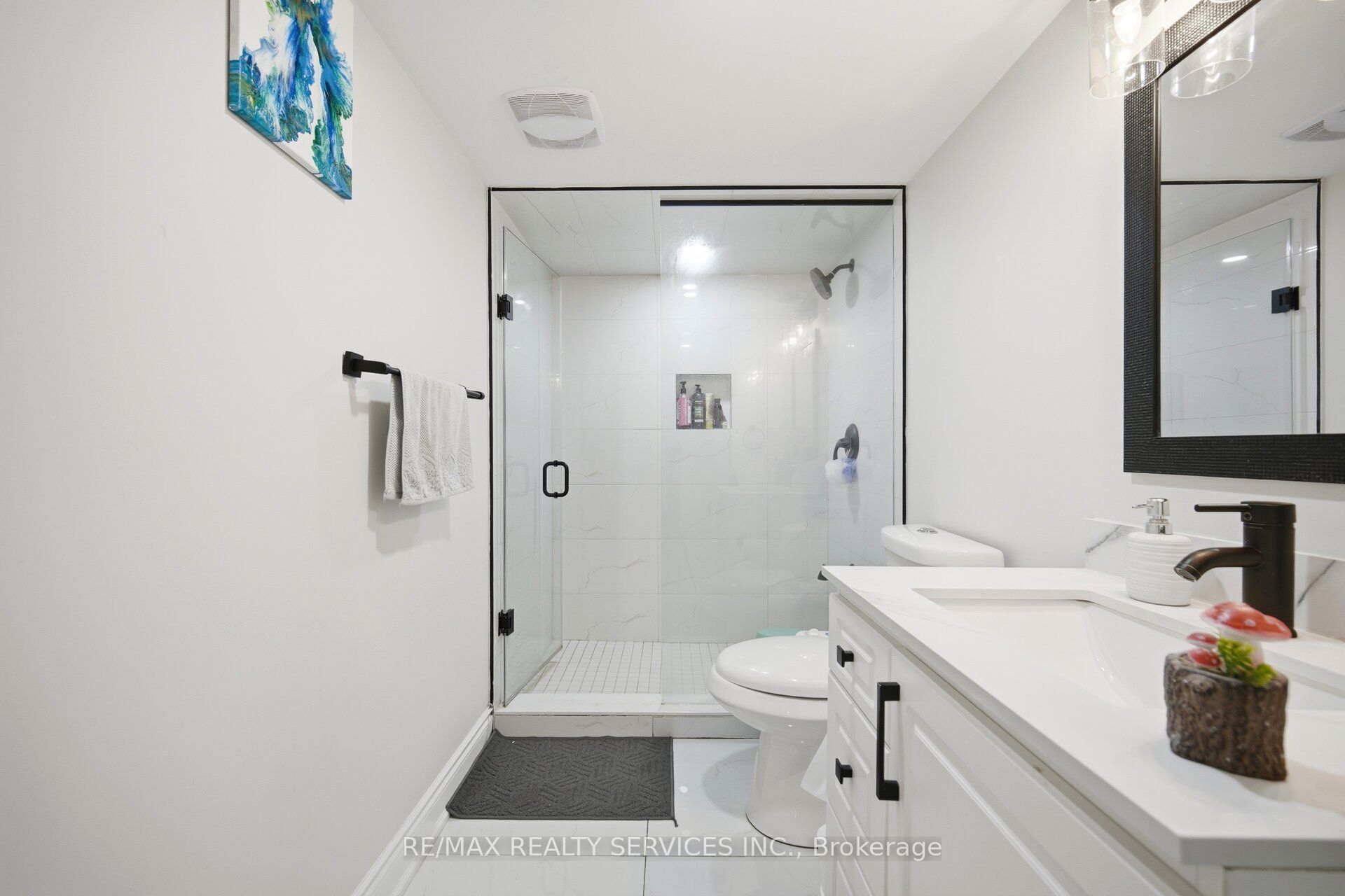 152 Newhouse Boulevard Property Photo 40