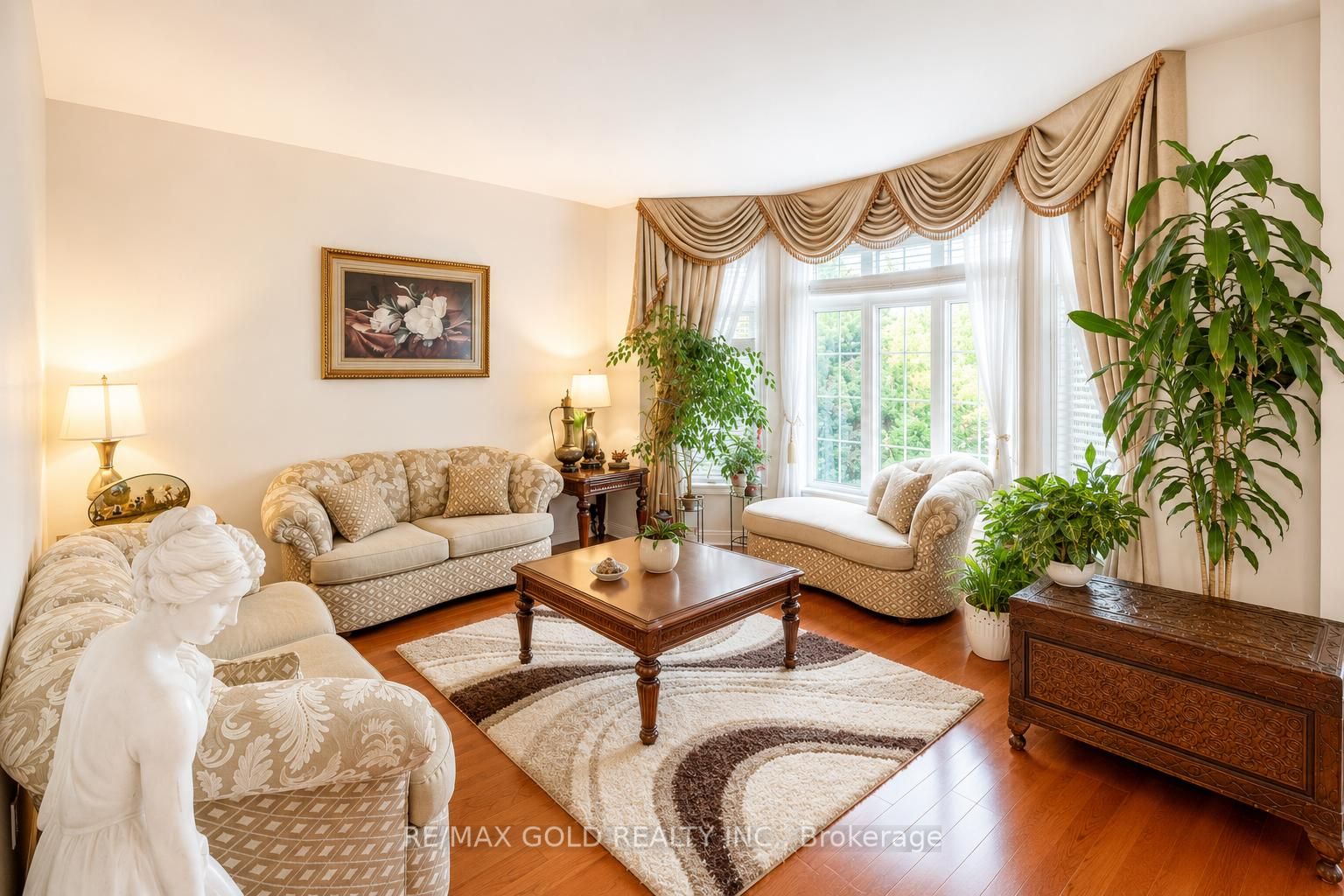 12 Highvalley Circle Property Photo 4
