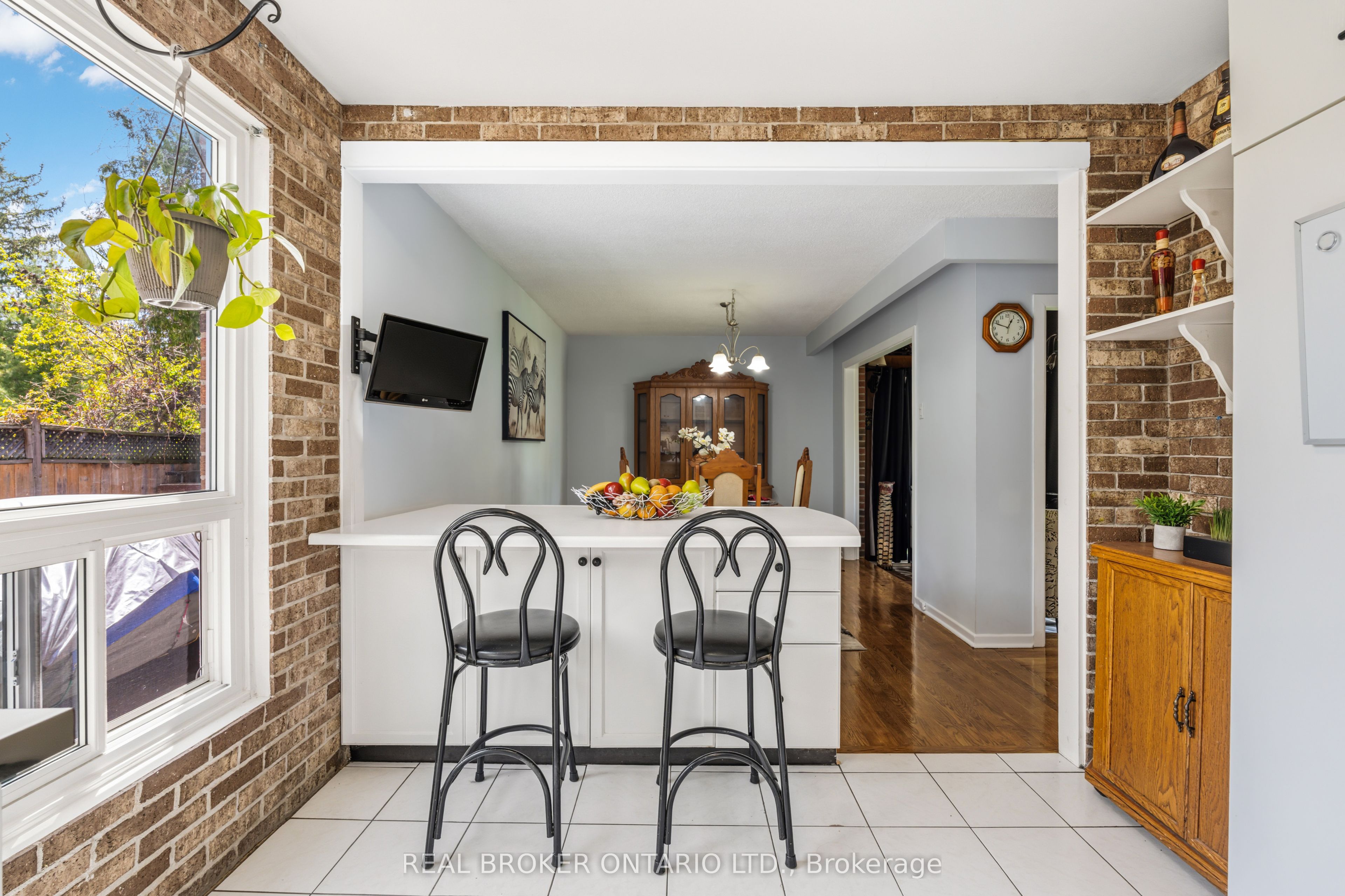 2873 Inlake Court Property Photo 16