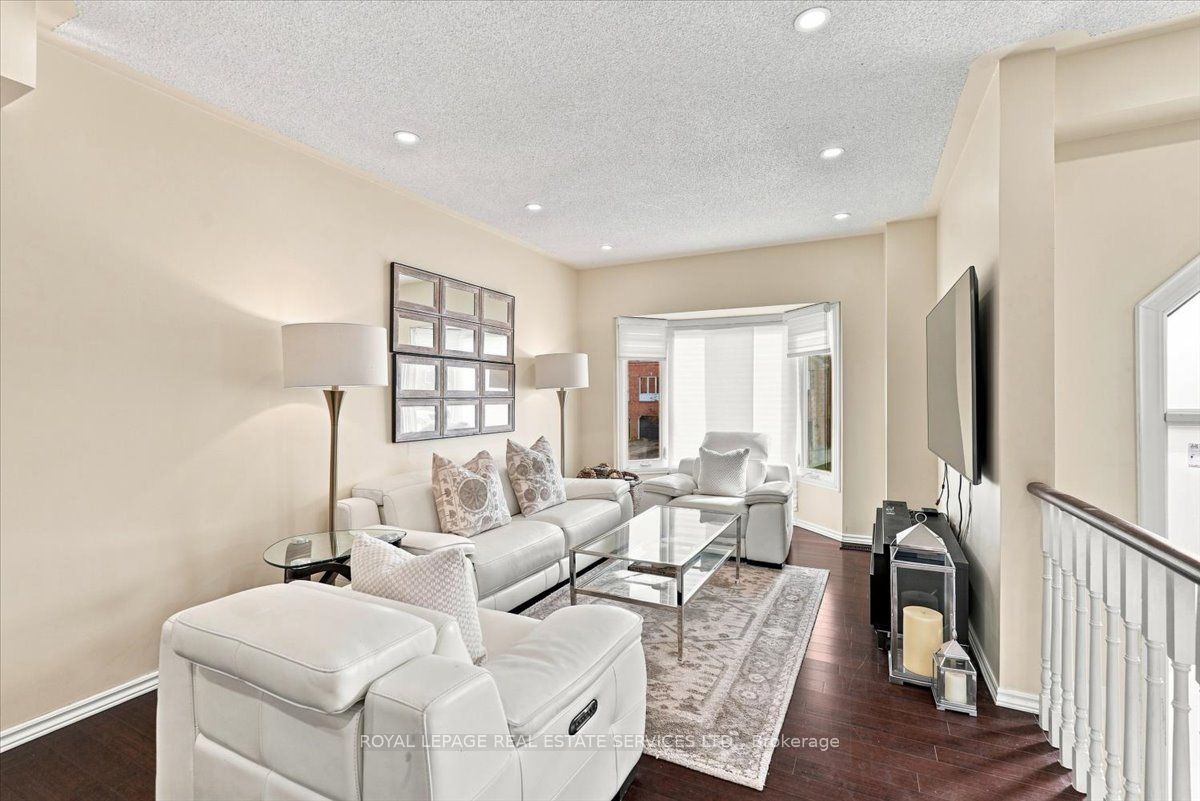 1199 Leewood Drive Property Photo 3