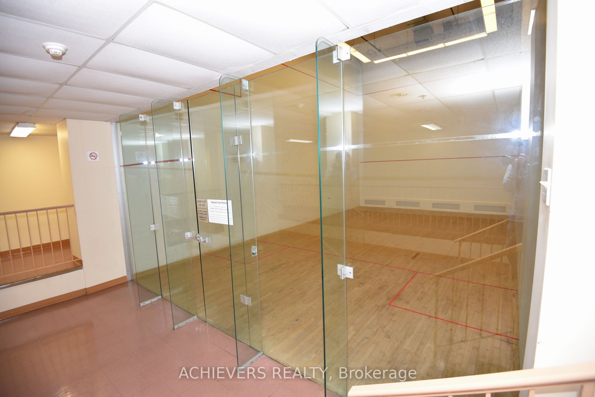 W14110996 Property Photo 34