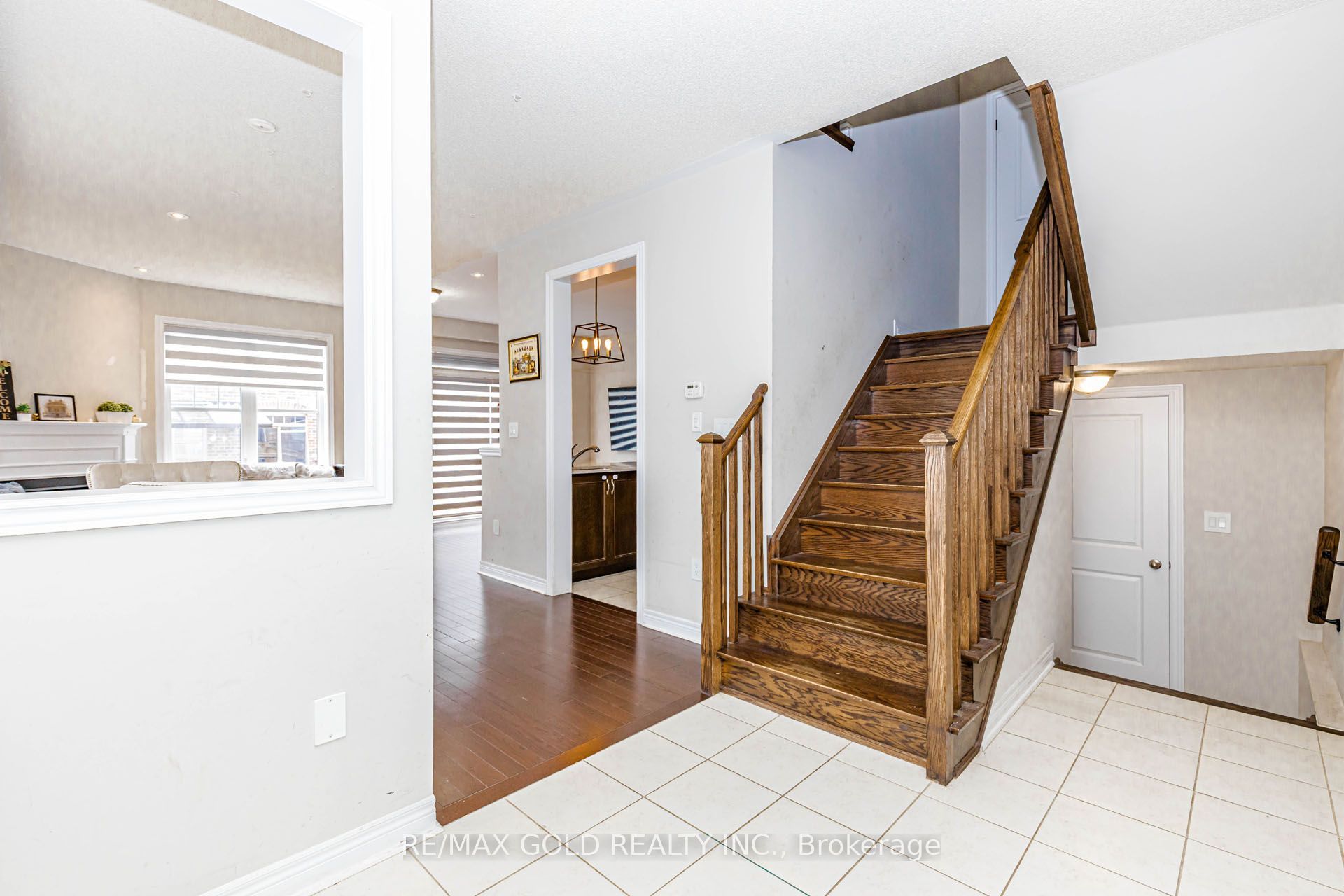 3 Dale Meadows Road Property Photo 5