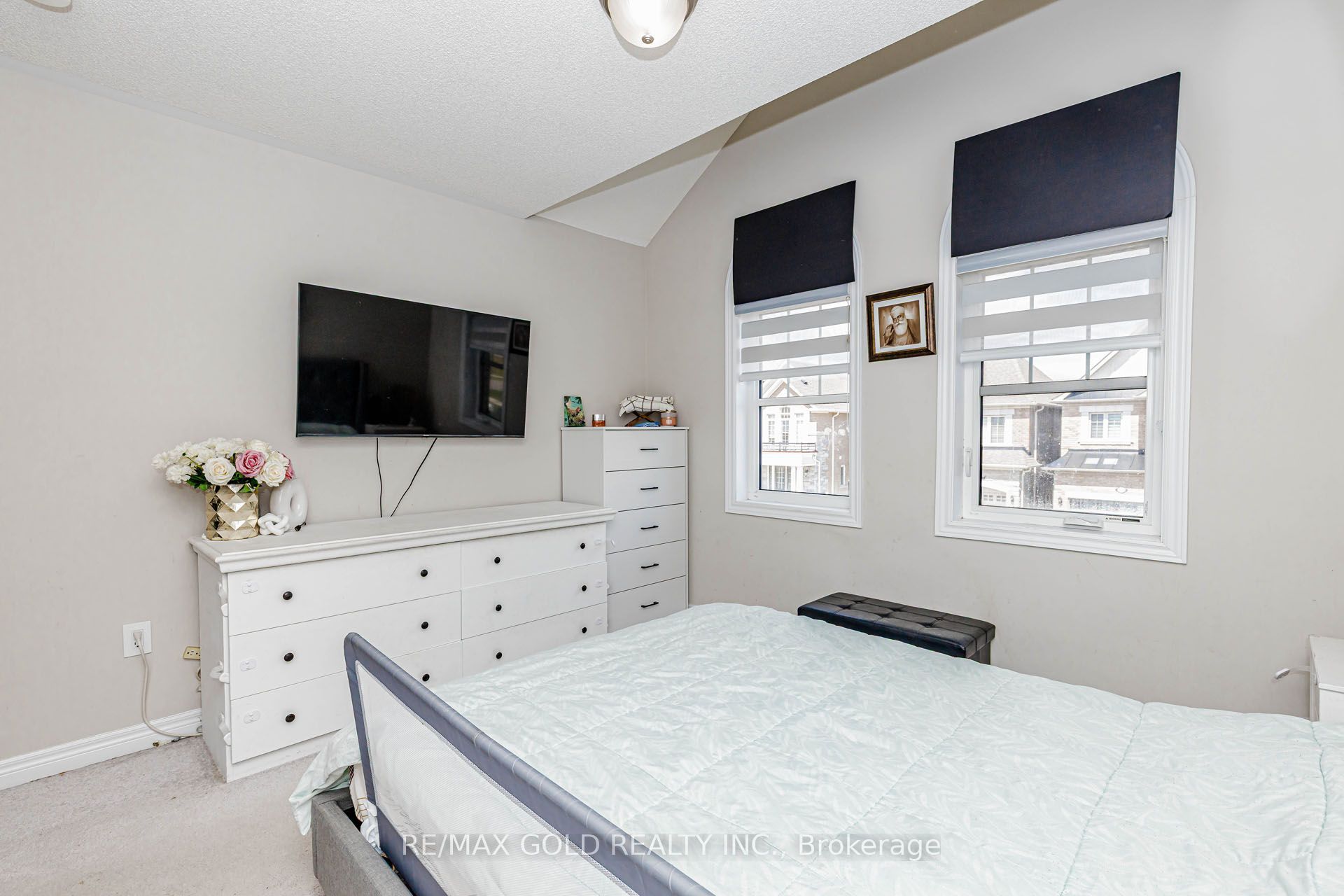 3 Dale Meadows Road Property Photo 40