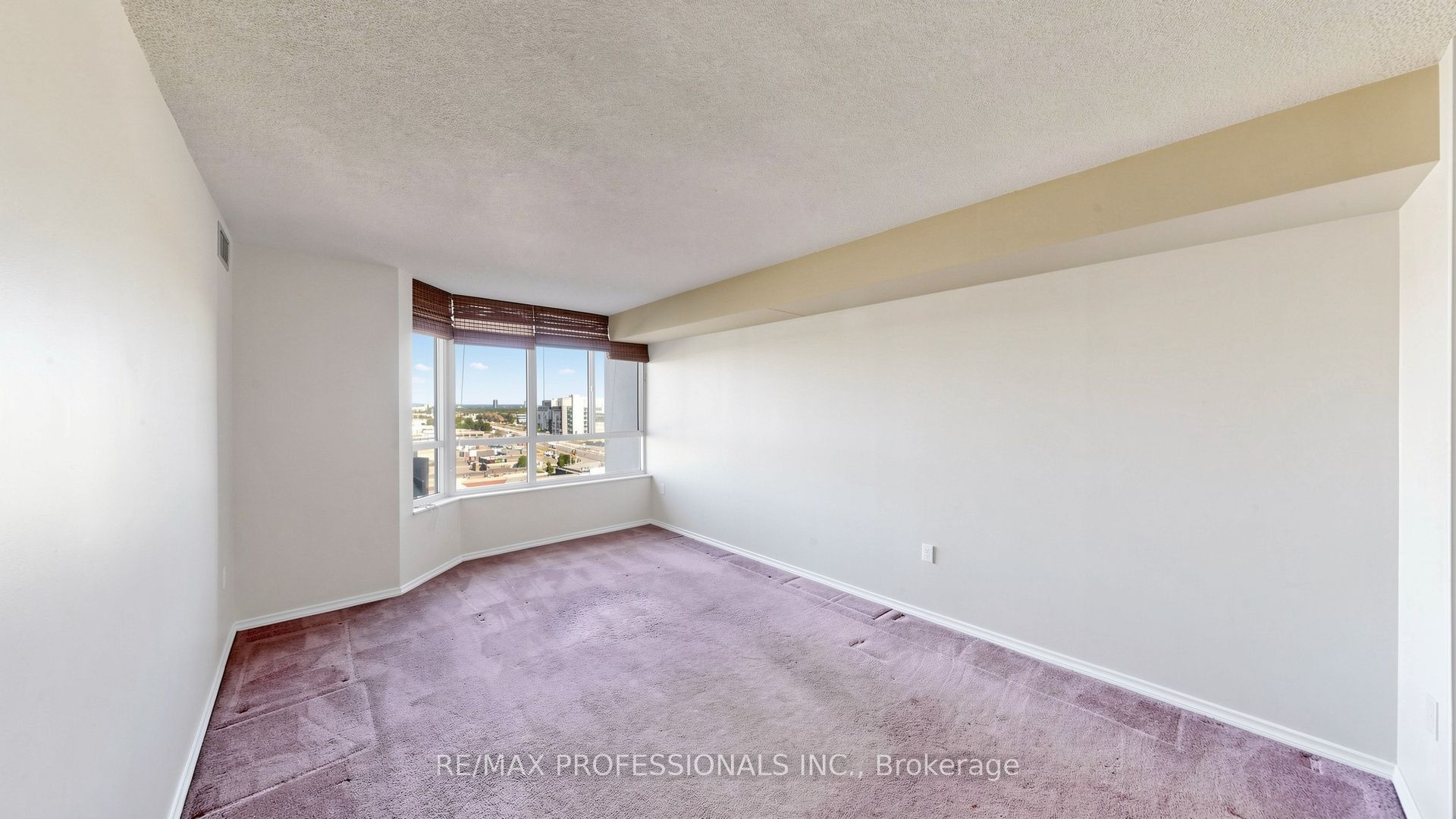 20 Cherrytree Drive 1107 Property Photo 15