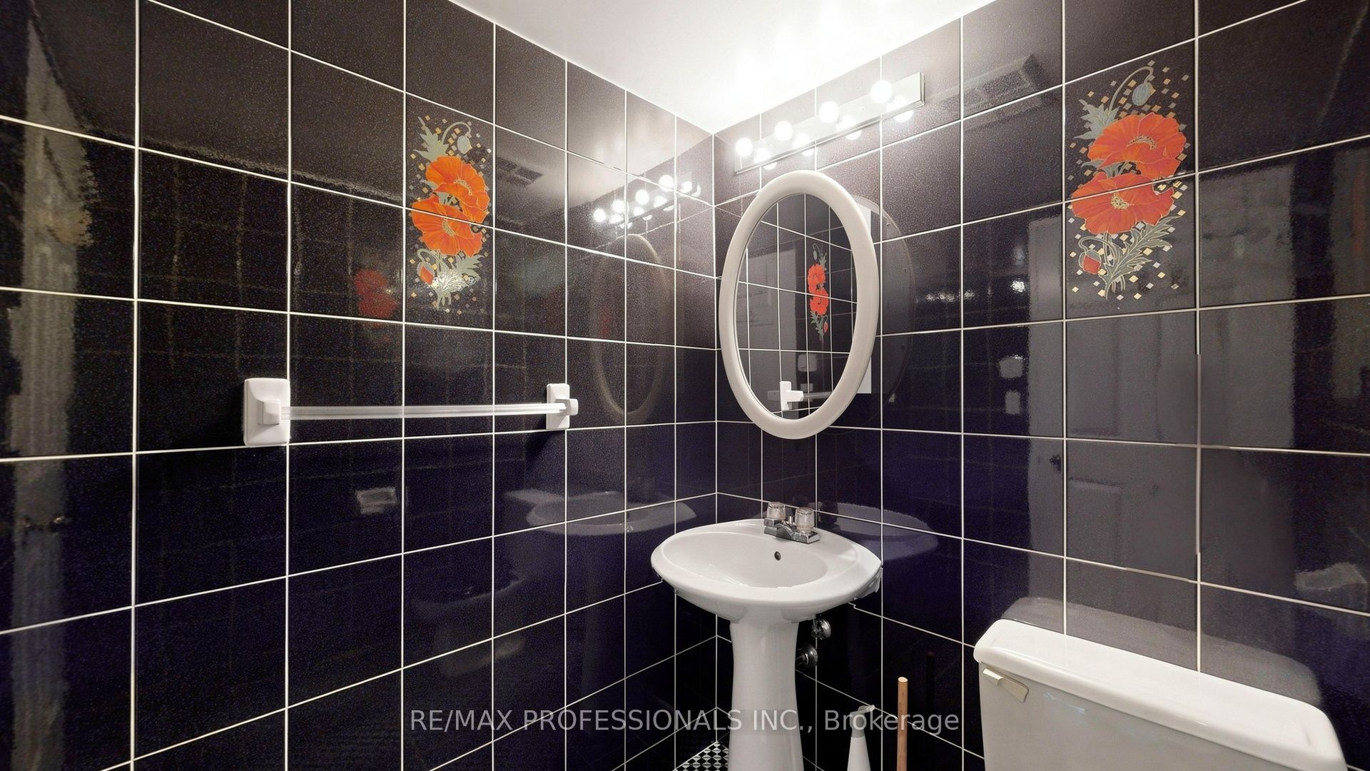 20 Cherrytree Drive 1107 Property Photo 24