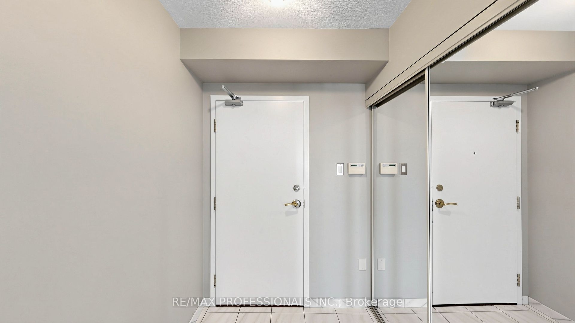 20 Cherrytree Drive 1107 Property Photo 26