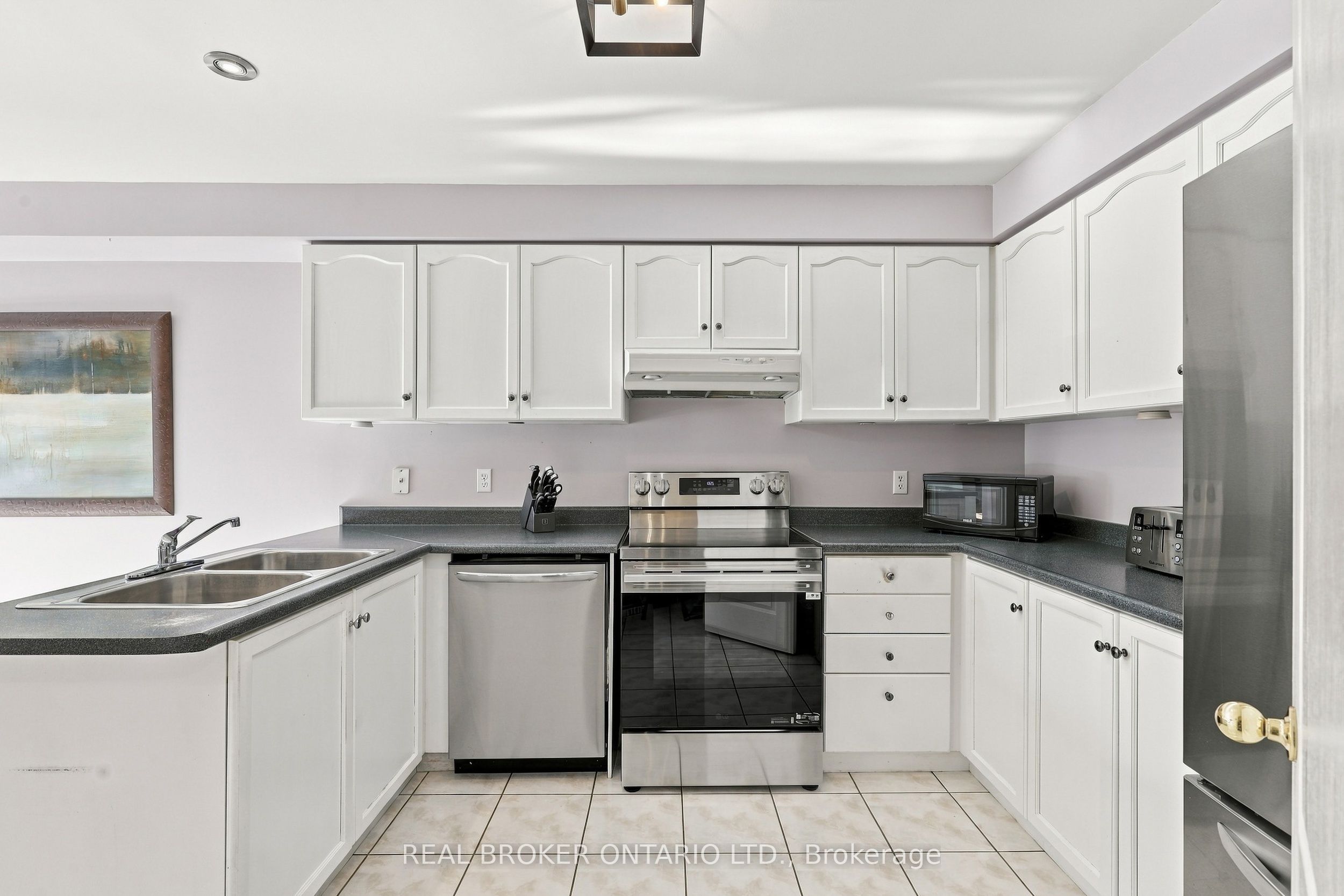 20 Kendra Court Property Photo 5