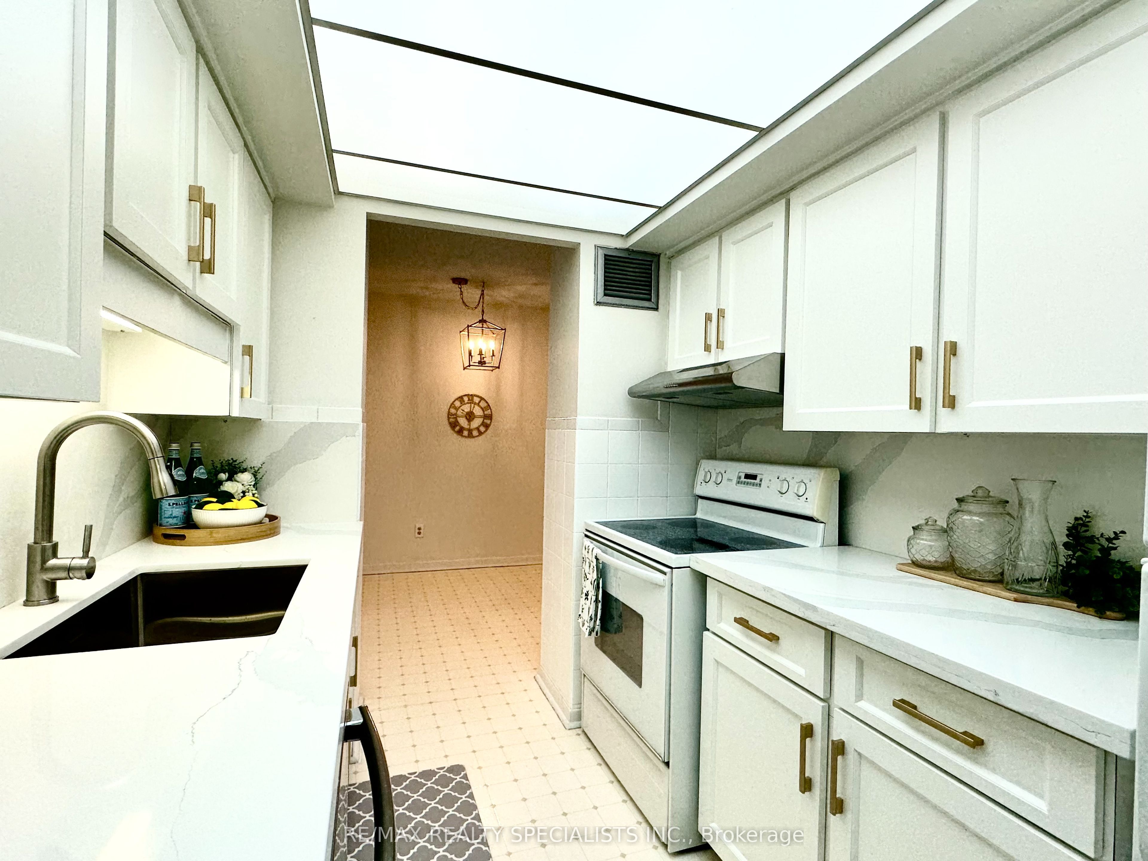 1300 Bloor Street 509 Property Photo 7
