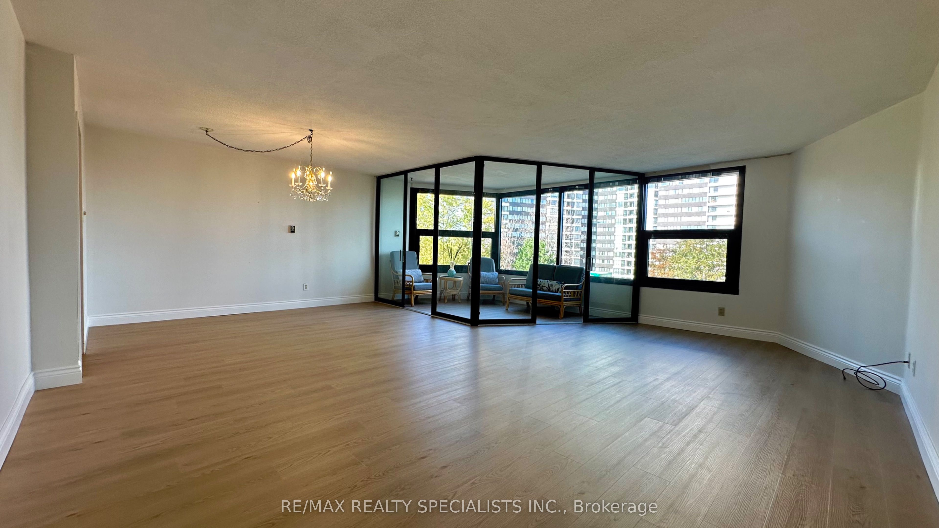 1300 Bloor Street 509 Property Photo 9