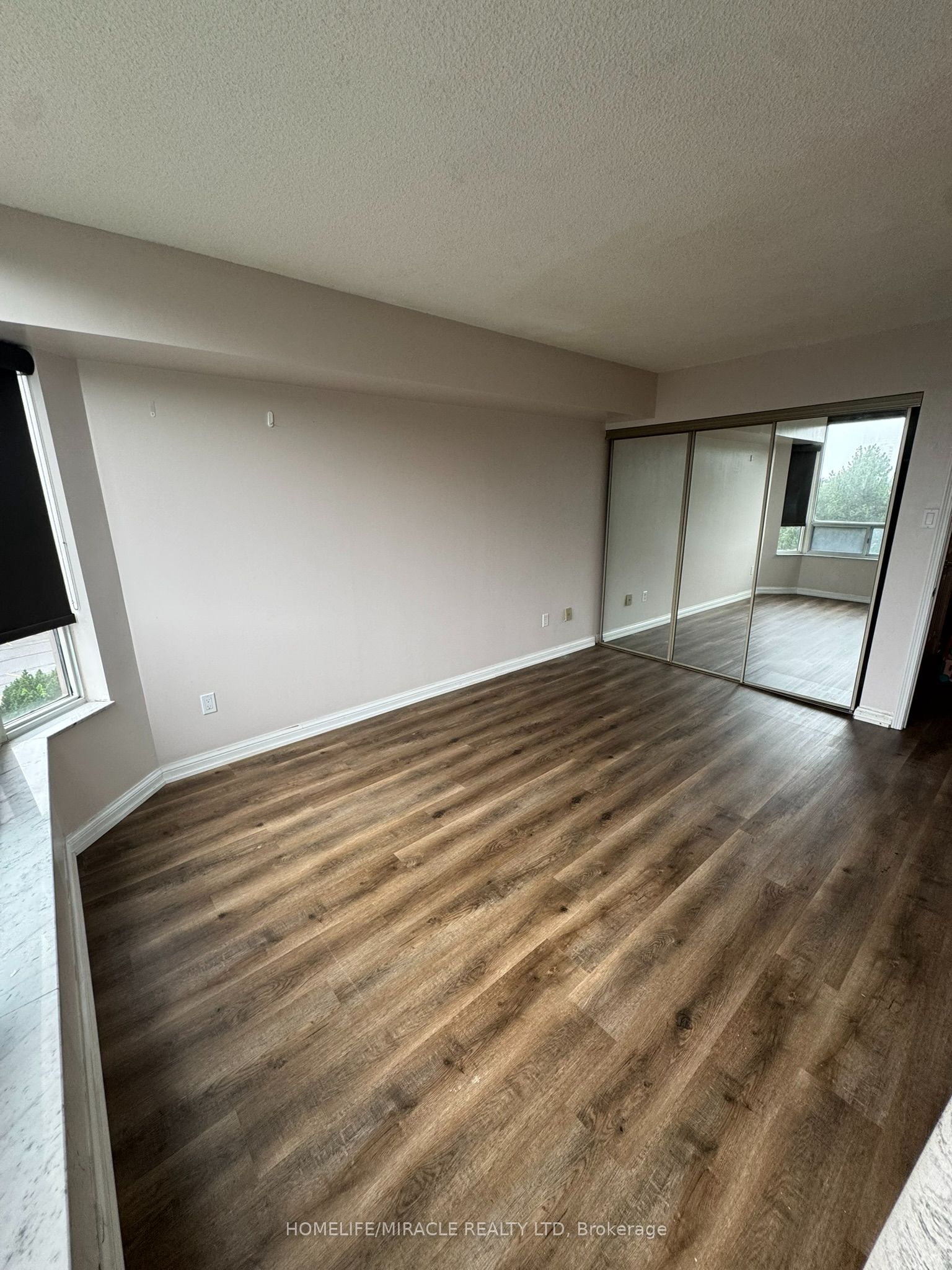 24 Hanover Road 406 Property Photo 1