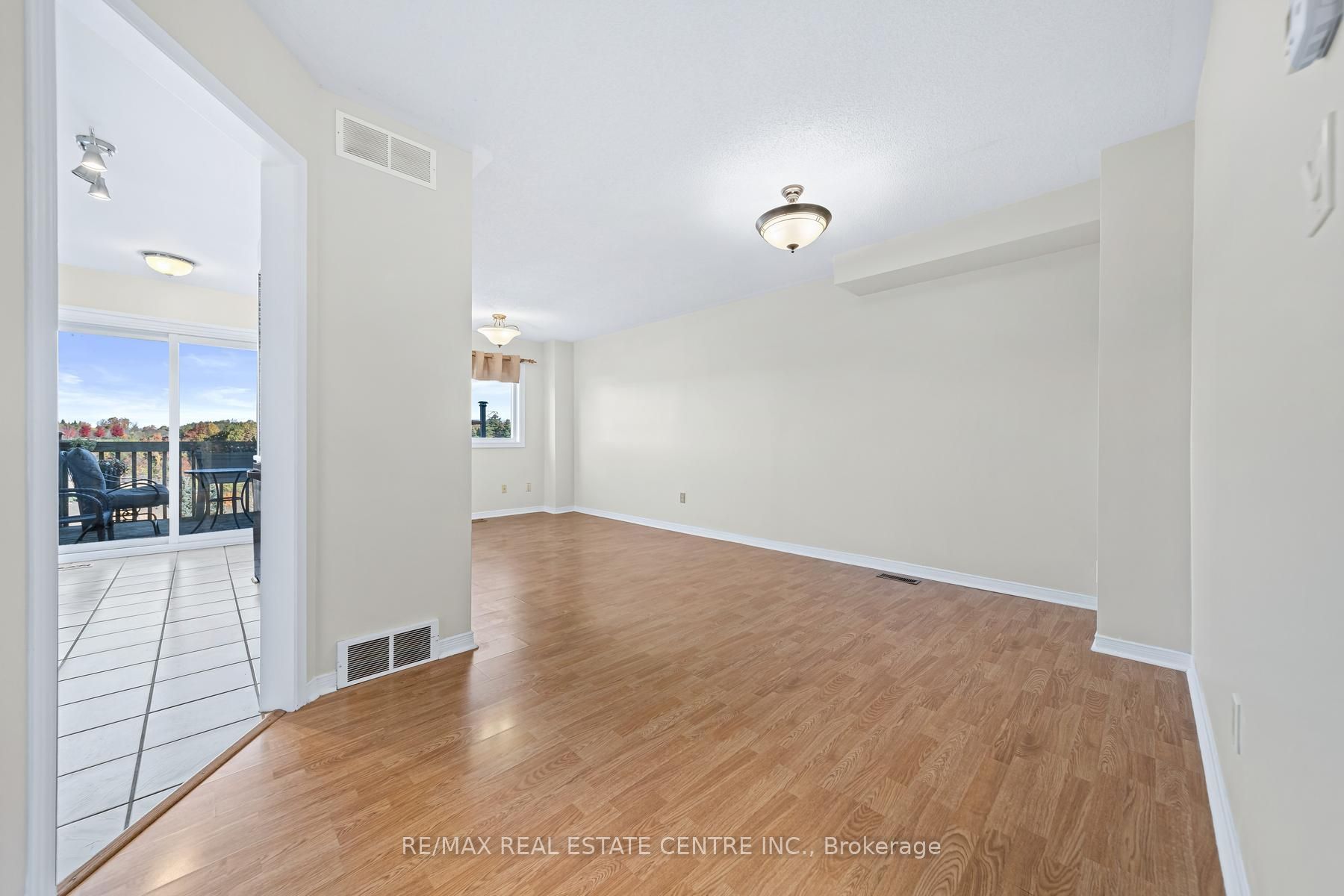 59 Corey Circle 97 Property Photo 4