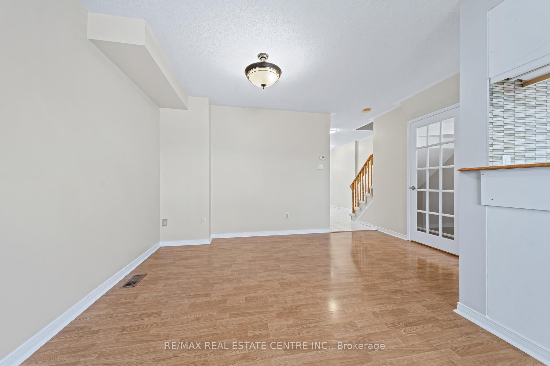 59 Corey Circle 97 Property Photo 6