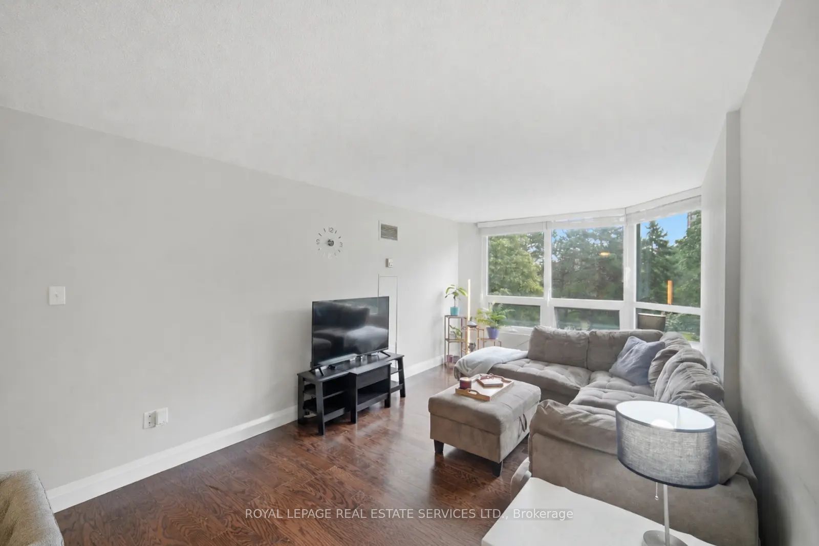 8 Lisa Street 306 Property Photo 15