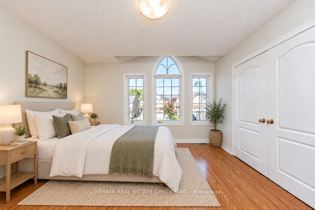 666 Madame Street Property Photo 4