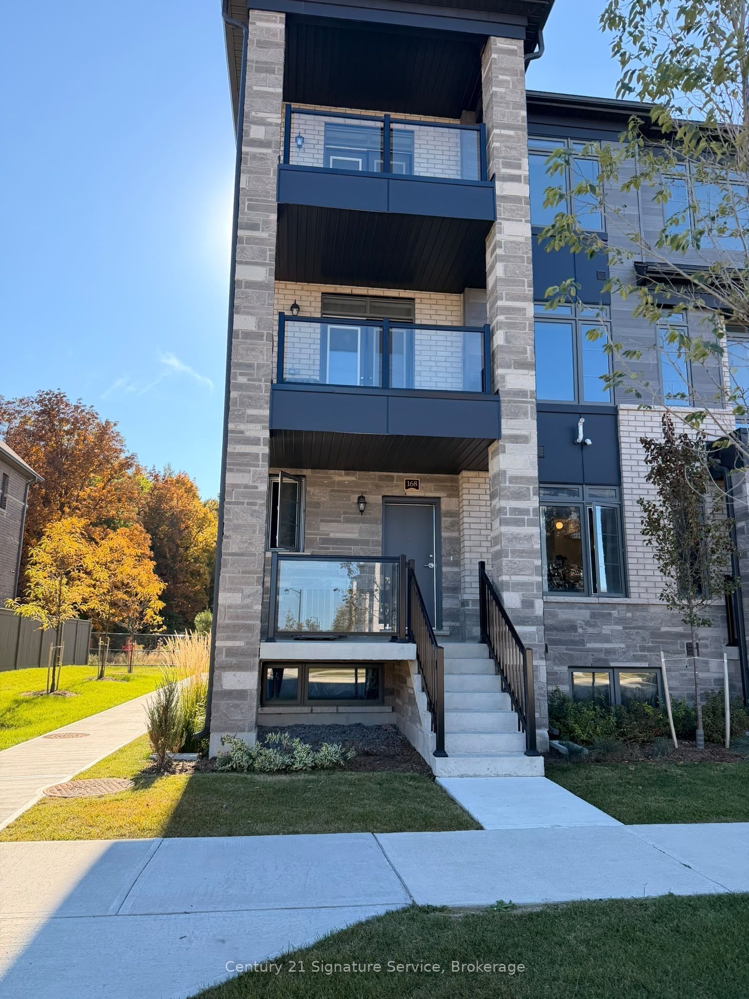 168 Petch Avenue Property Photo 1