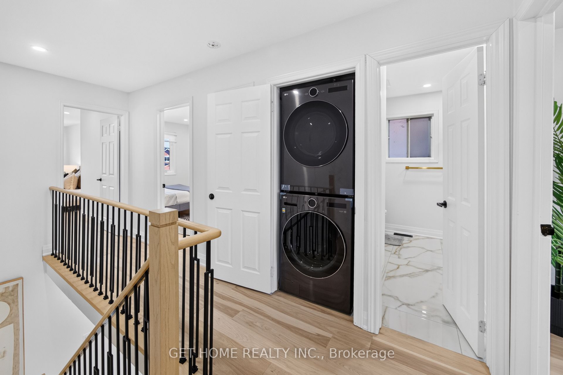 3883 Densbury Drive Property Photo 23