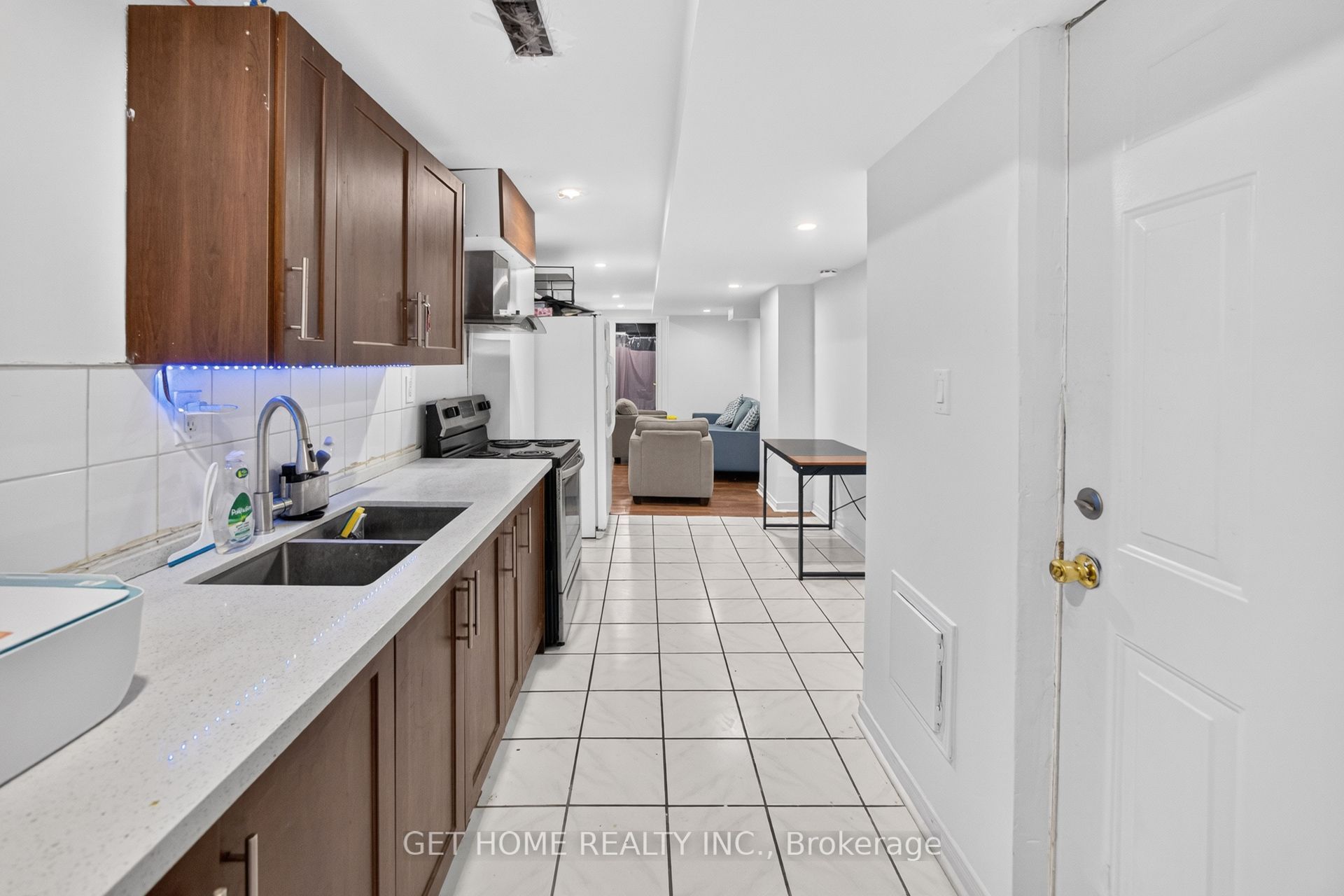 3883 Densbury Drive Property Photo 35