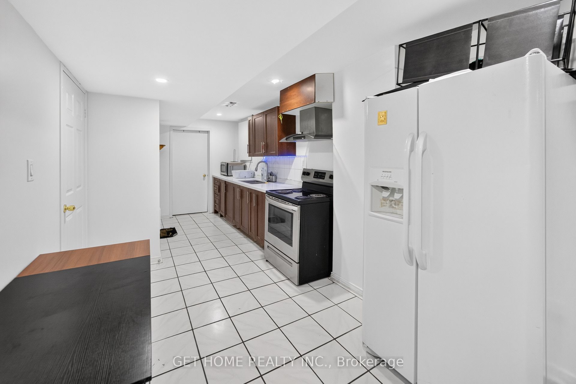 3883 Densbury Drive Property Photo 36
